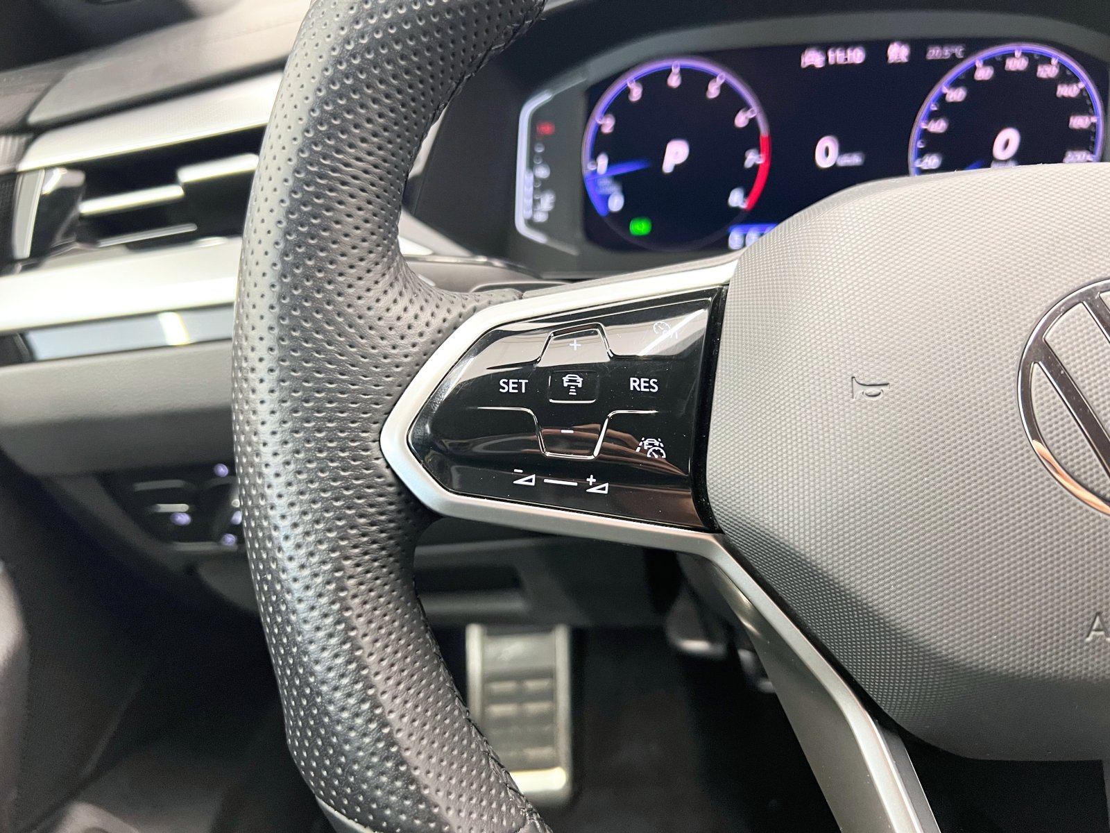 VOLKSWAGEN ARTEON R-Line 2.0 TSI 140 kW (190 CV) DSG 29 