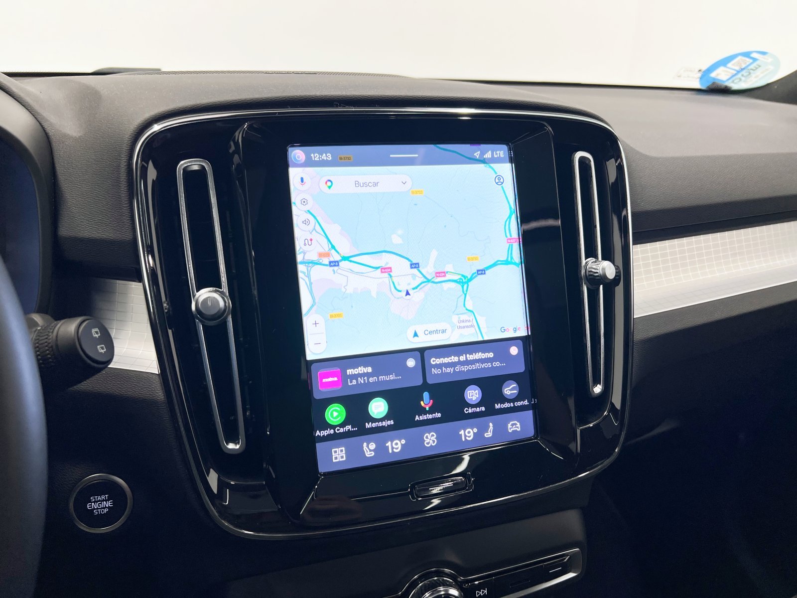 VOLVO XC40 B3 Gasolina Mild hybrid Plus Dark Auto 120 kW (163 CV) 35 