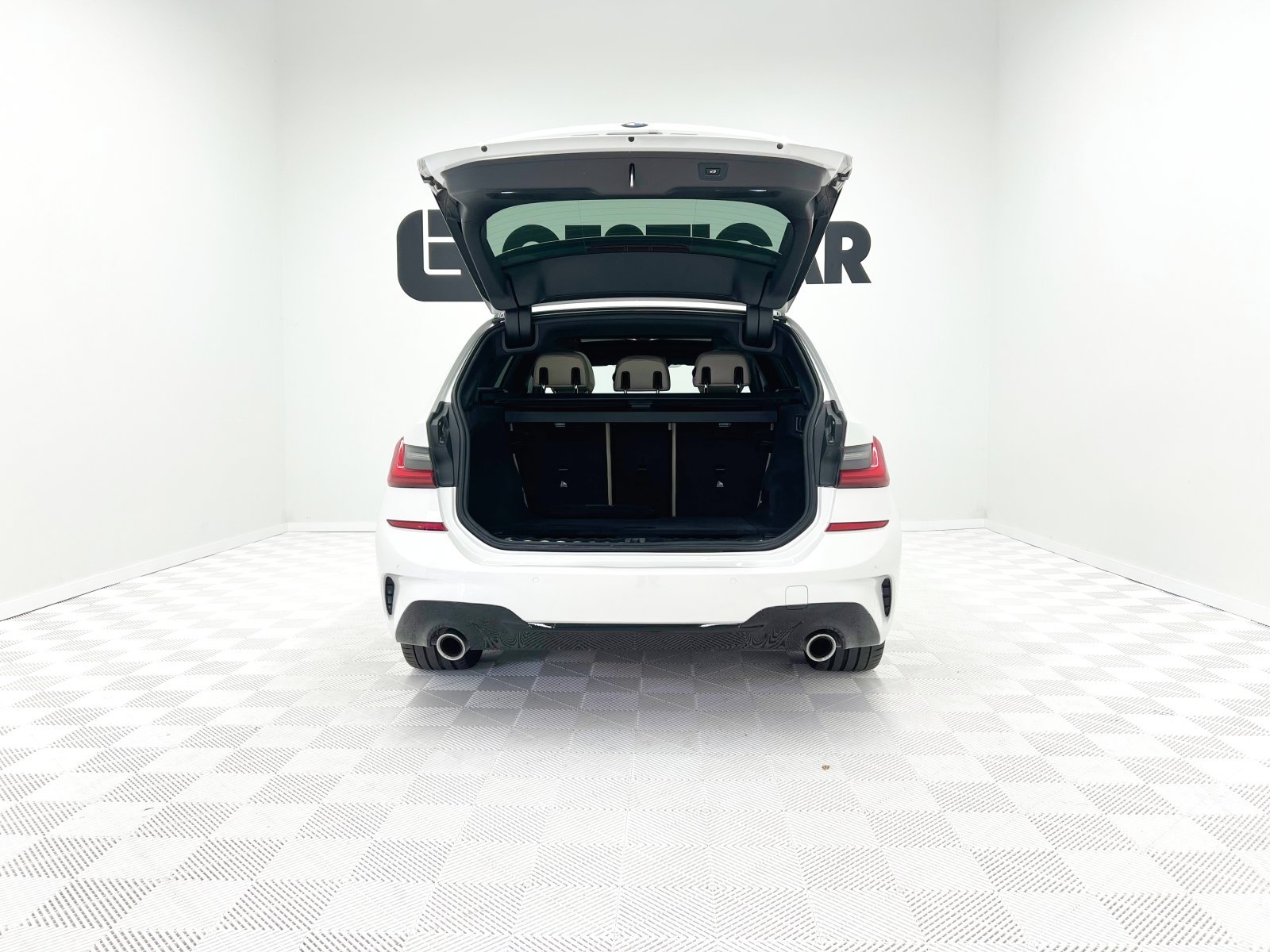 BMW SERIE 3 320d xDrive Touring 140 kW (190 CV) 12