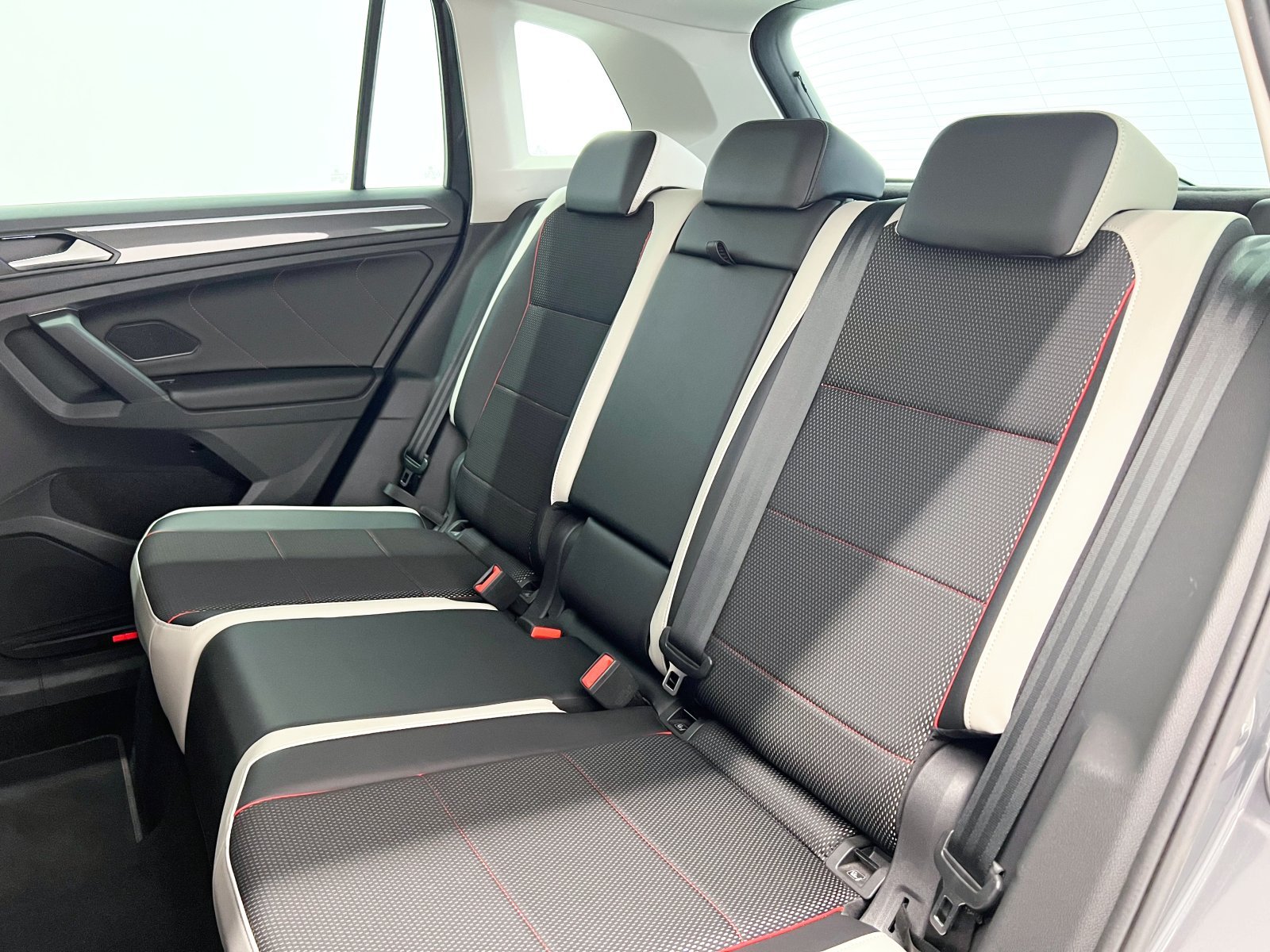 VOLKSWAGEN TIGUAN Urban Sport 1.5 TSI 110 kW (150 CV) 42 