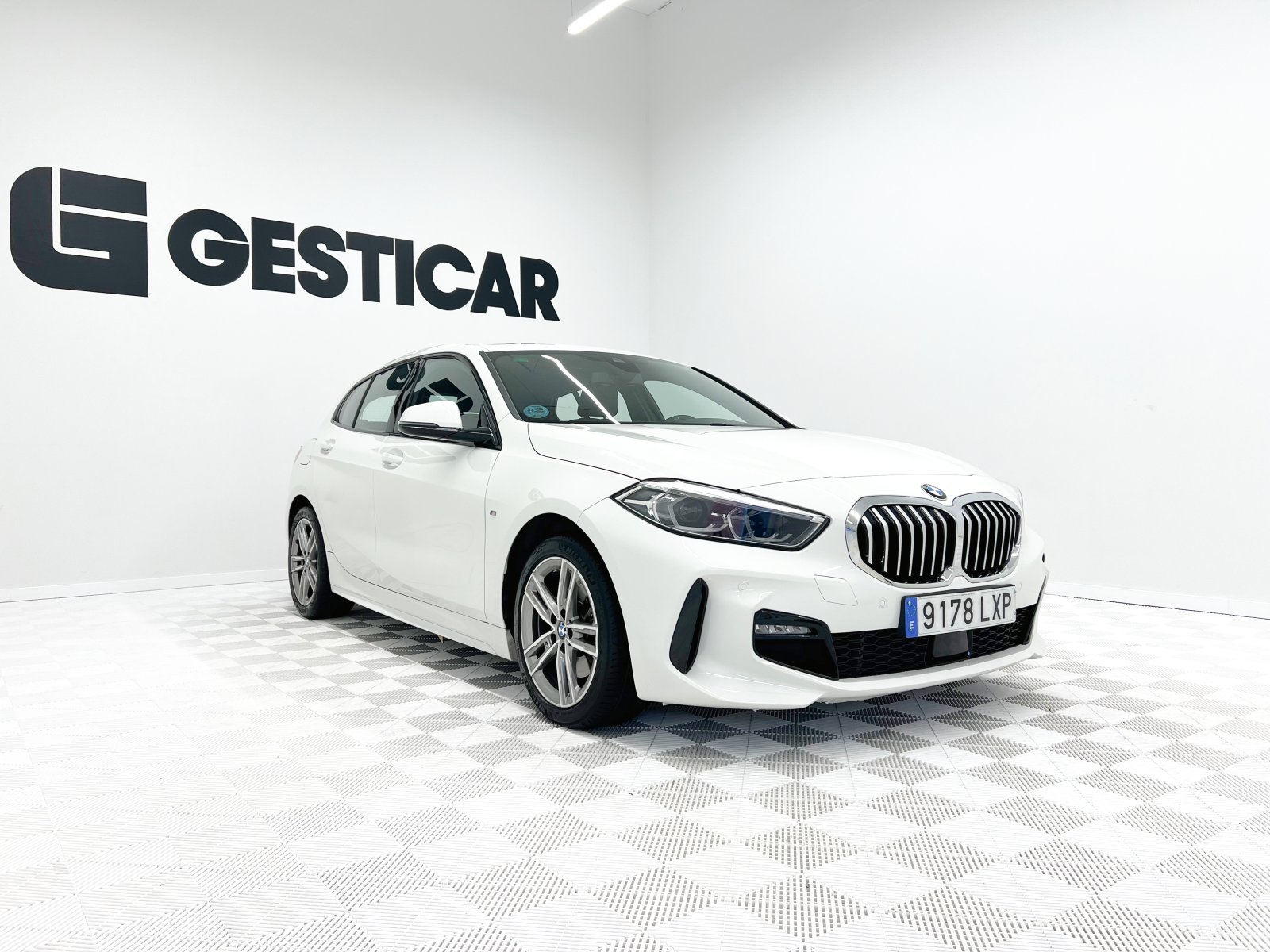 BMW SERIE 1 118i 100 kW (136 CV) 3