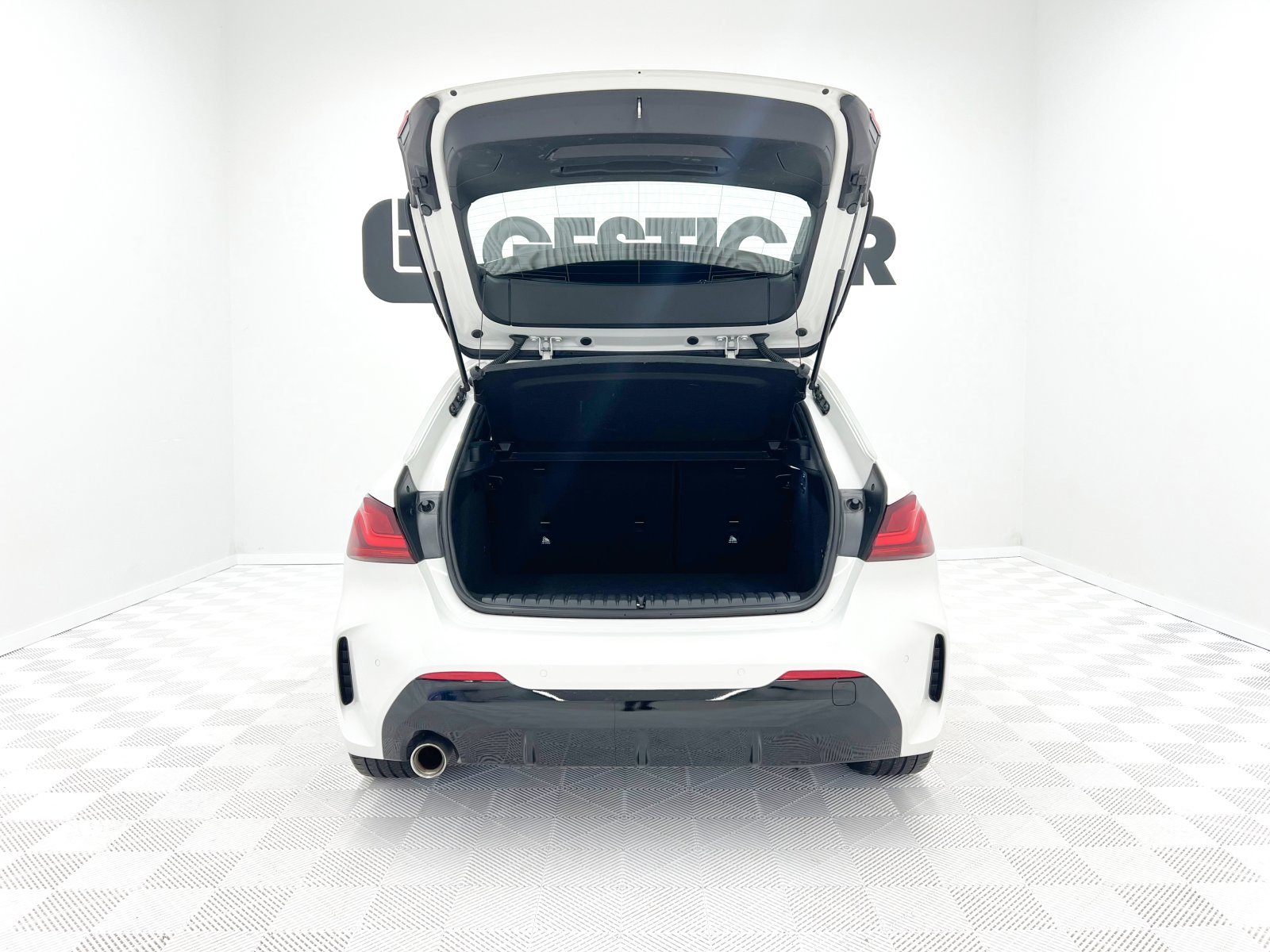 BMW SERIE 1 118i 100 kW (136 CV) 13