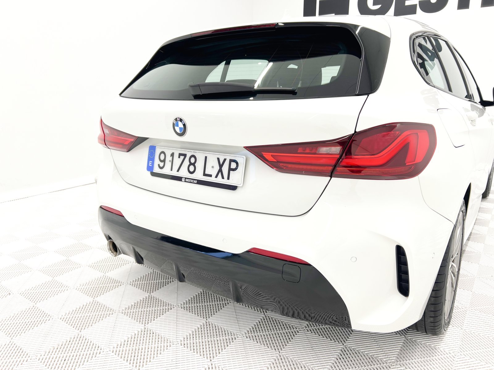 BMW SERIE 1 118i 100 kW (136 CV) 16