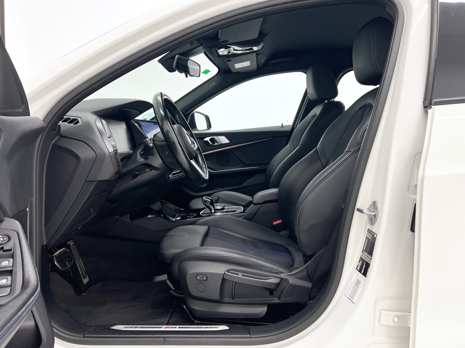 BMW SERIE 1 118i 100 kW (136 CV) 24