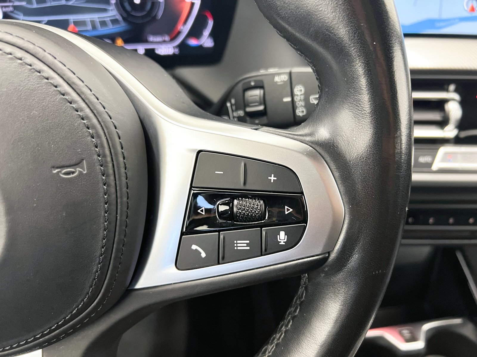 BMW SERIE 1 118i 100 kW (136 CV) 29
