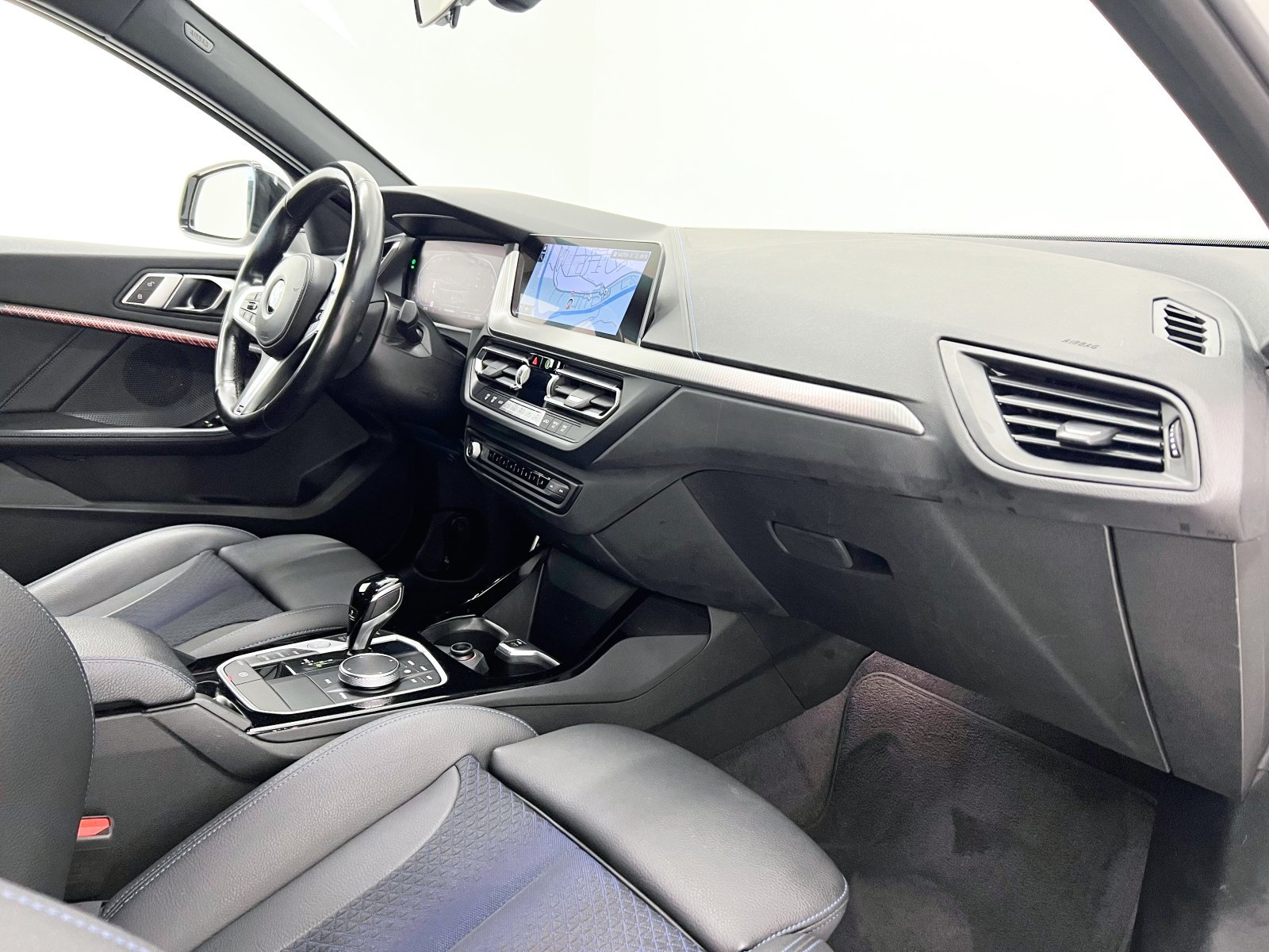 BMW SERIE 1 118i 100 kW (136 CV) 37