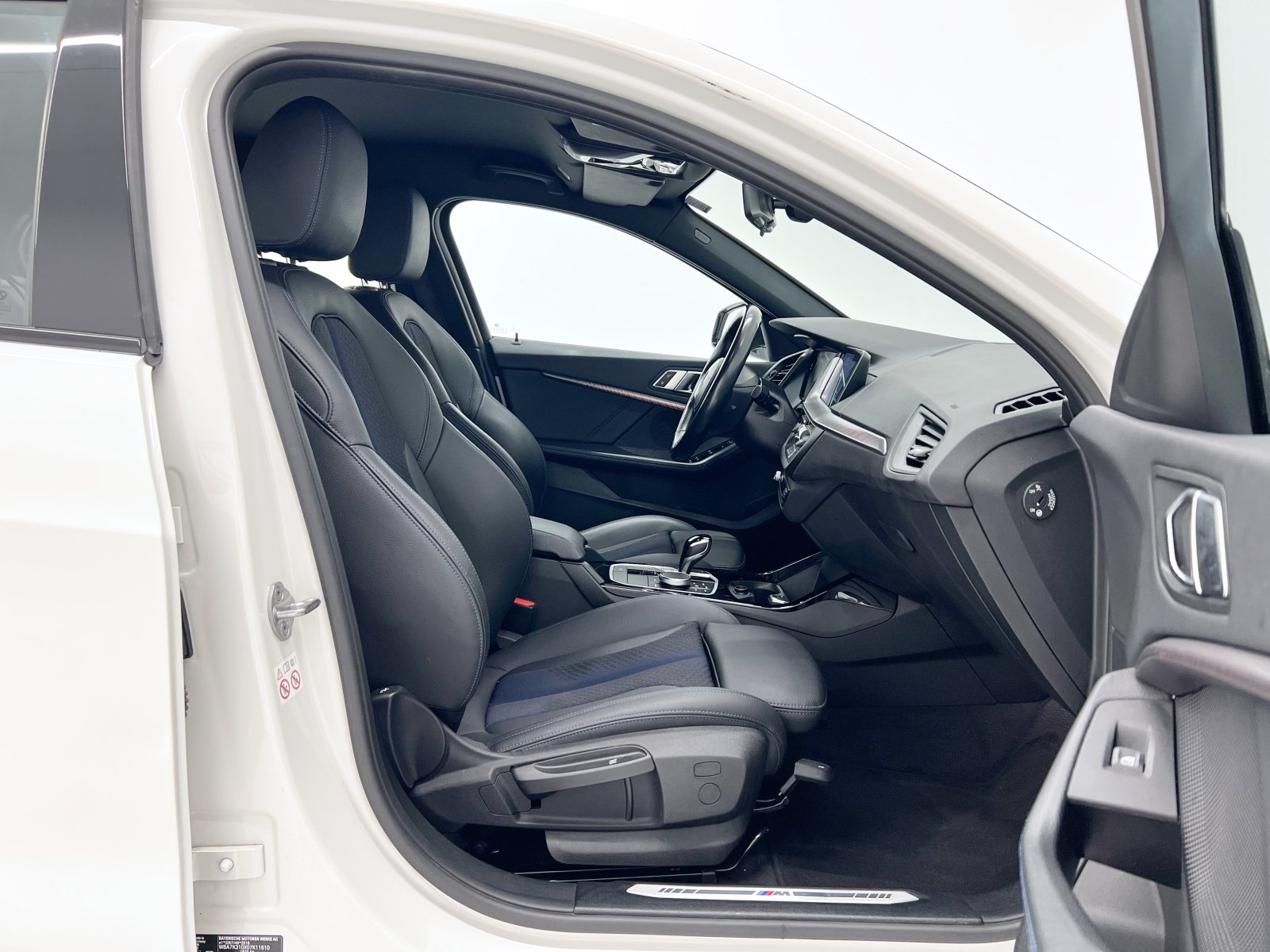 BMW SERIE 1 118i 100 kW (136 CV) 38