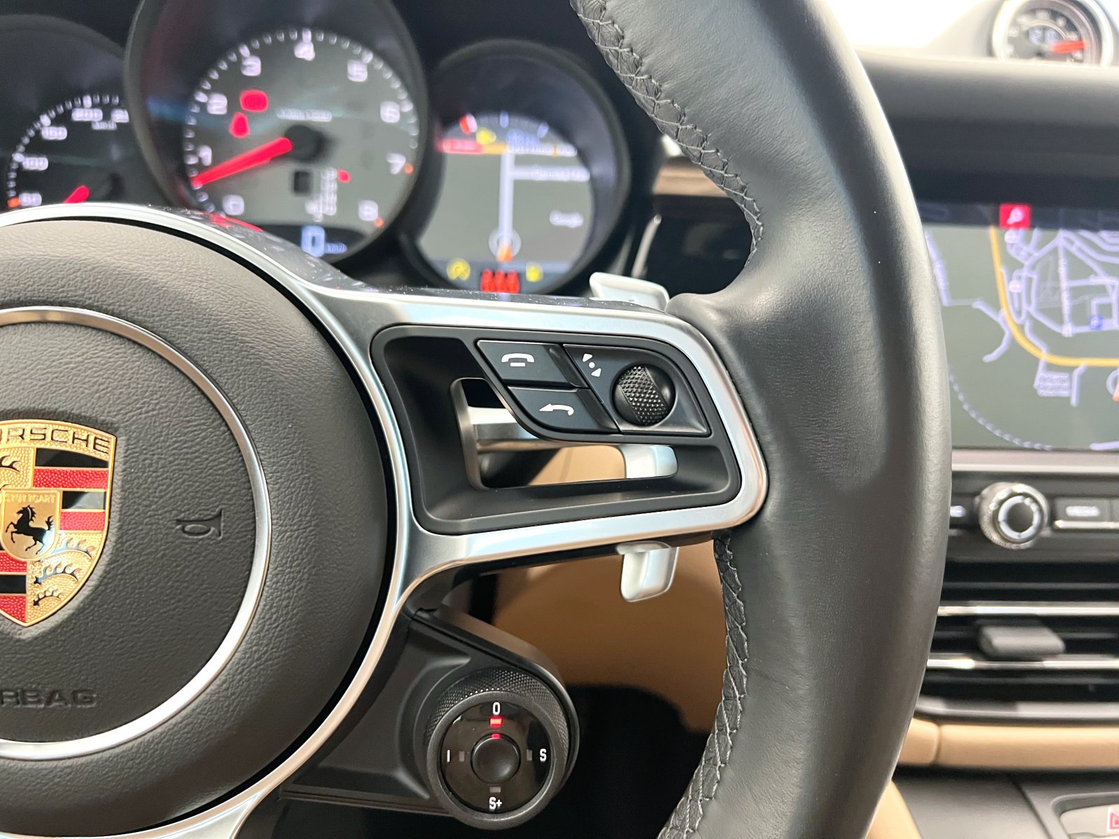 PORSCHE MACAN S 260 kW (354 CV) 31