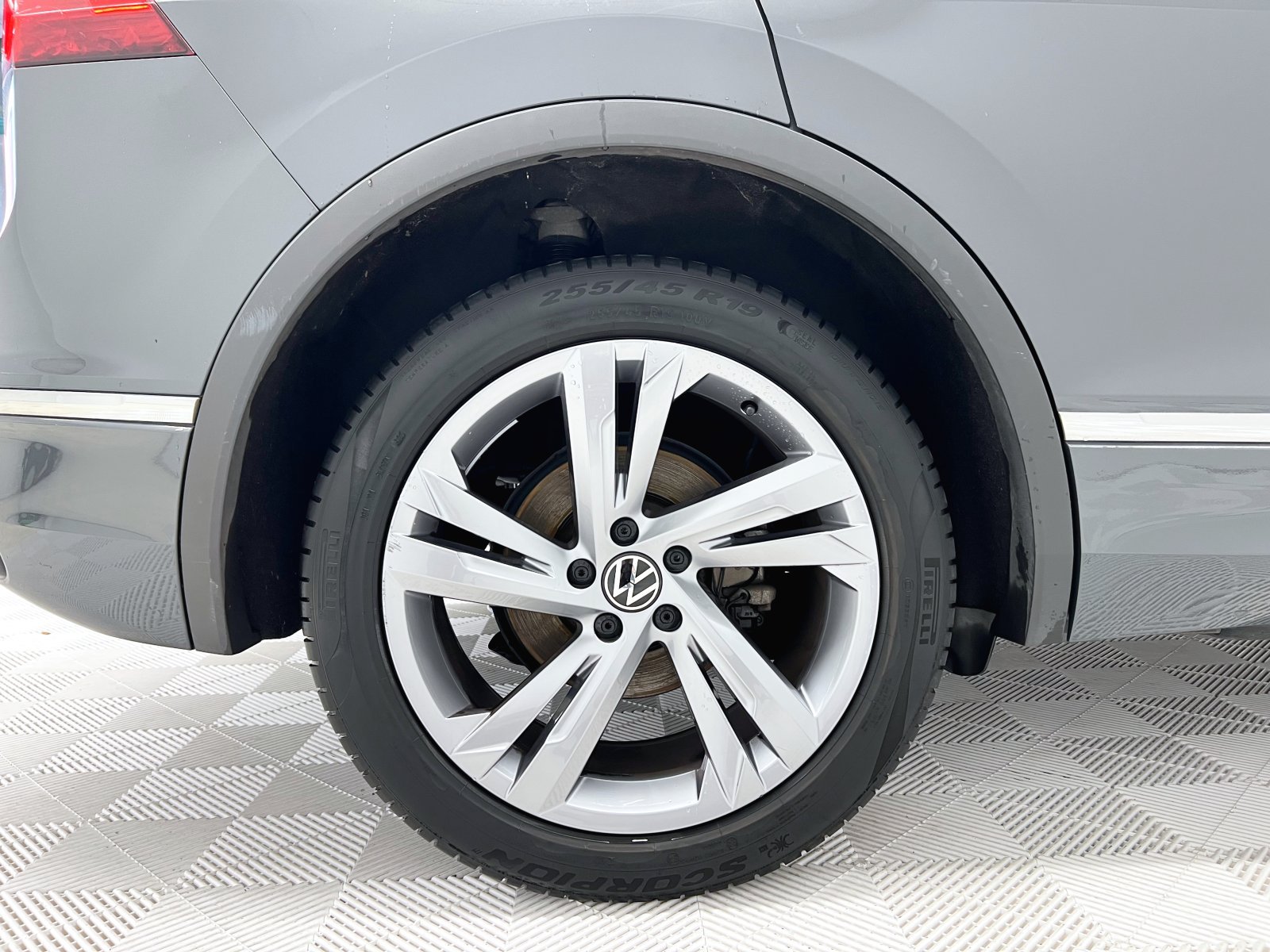 VOLKSWAGEN TIGUAN R-Line 2.0 TDI 110 kW (150 CV) DSG 14