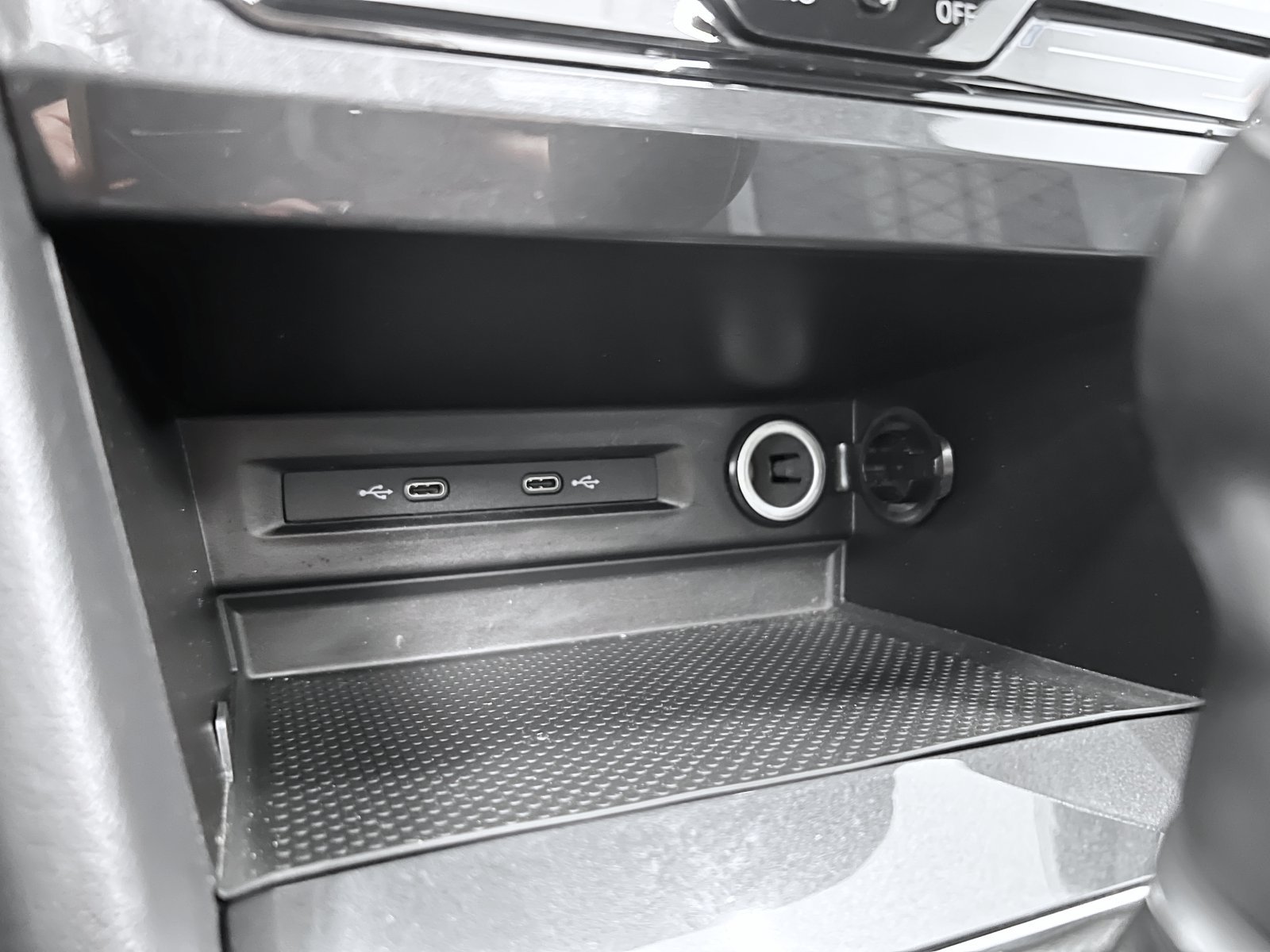 VOLKSWAGEN TIGUAN R-Line 2.0 TDI 110 kW (150 CV) DSG 26