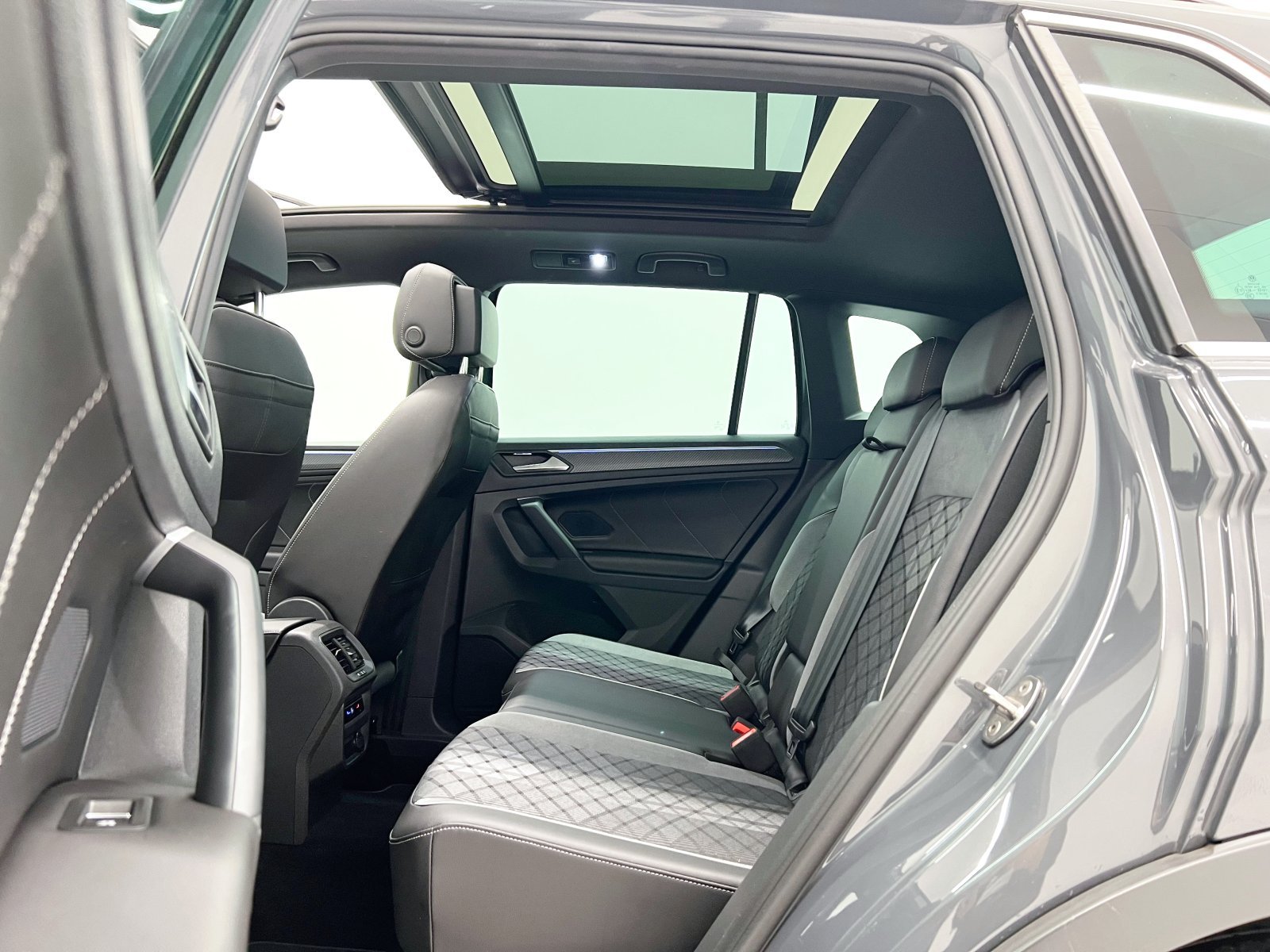 VOLKSWAGEN TIGUAN R-Line 2.0 TDI 110 kW (150 CV) DSG 34