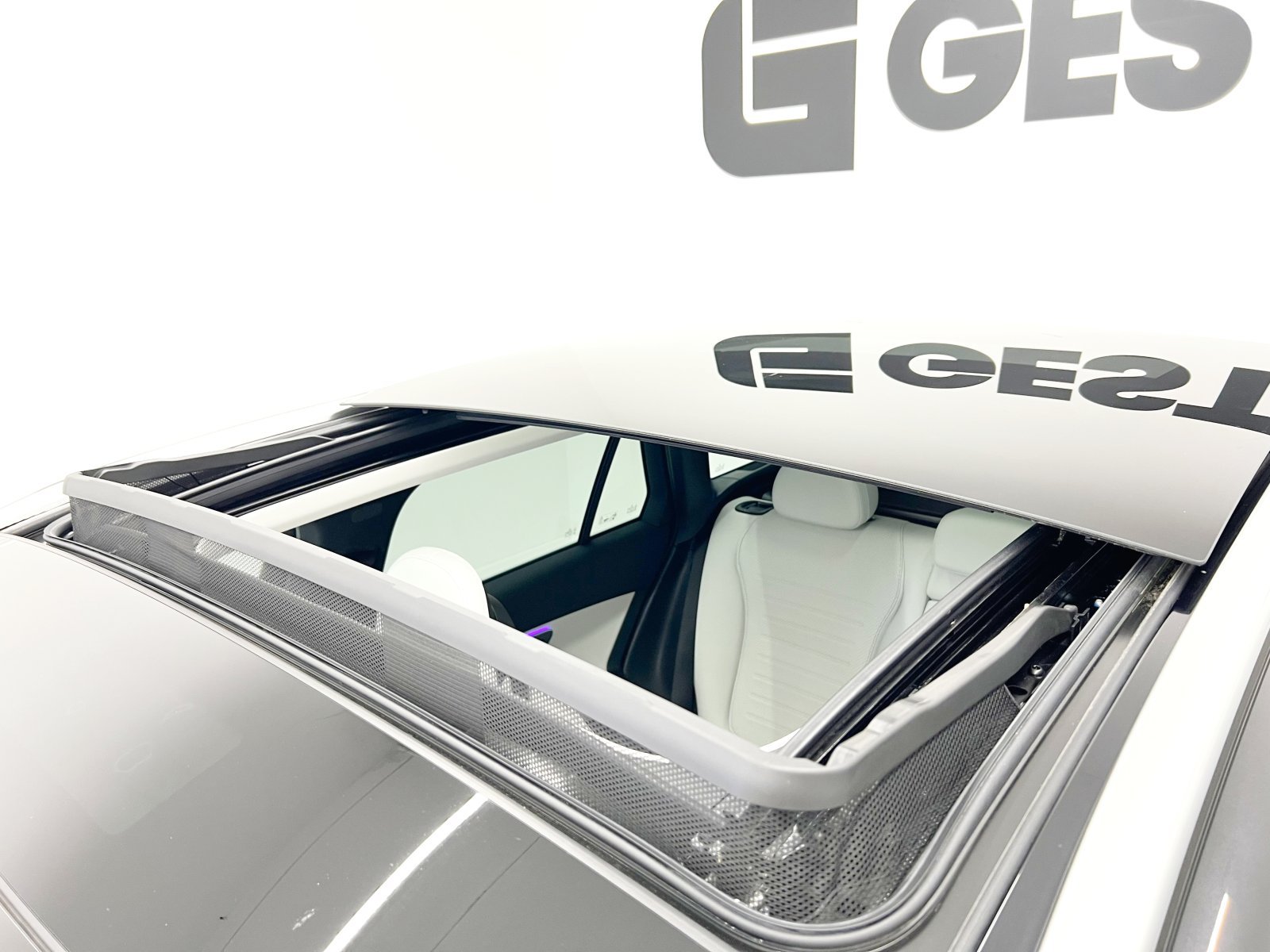 MERCEDES CLASE GLC 300 de 4Matic 245 kW (333 CV) 7