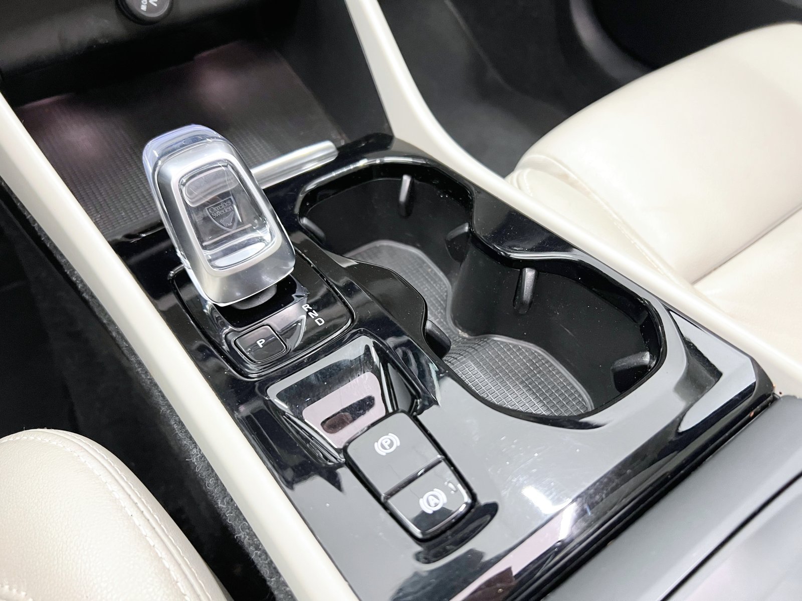 VOLVO XC40 D3 Inscription Auto 110 kW (150 CV) 38 