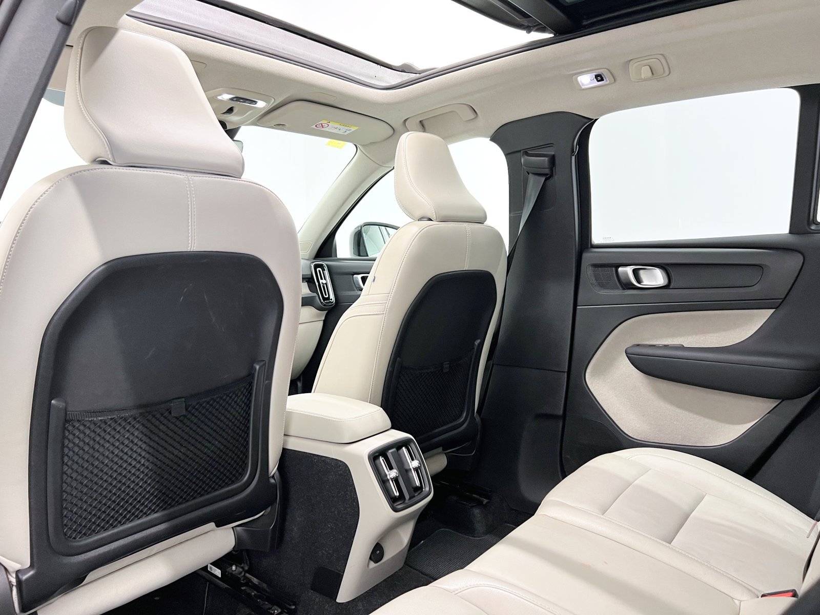VOLVO XC40 D3 Inscription Auto 110 kW (150 CV) 44 