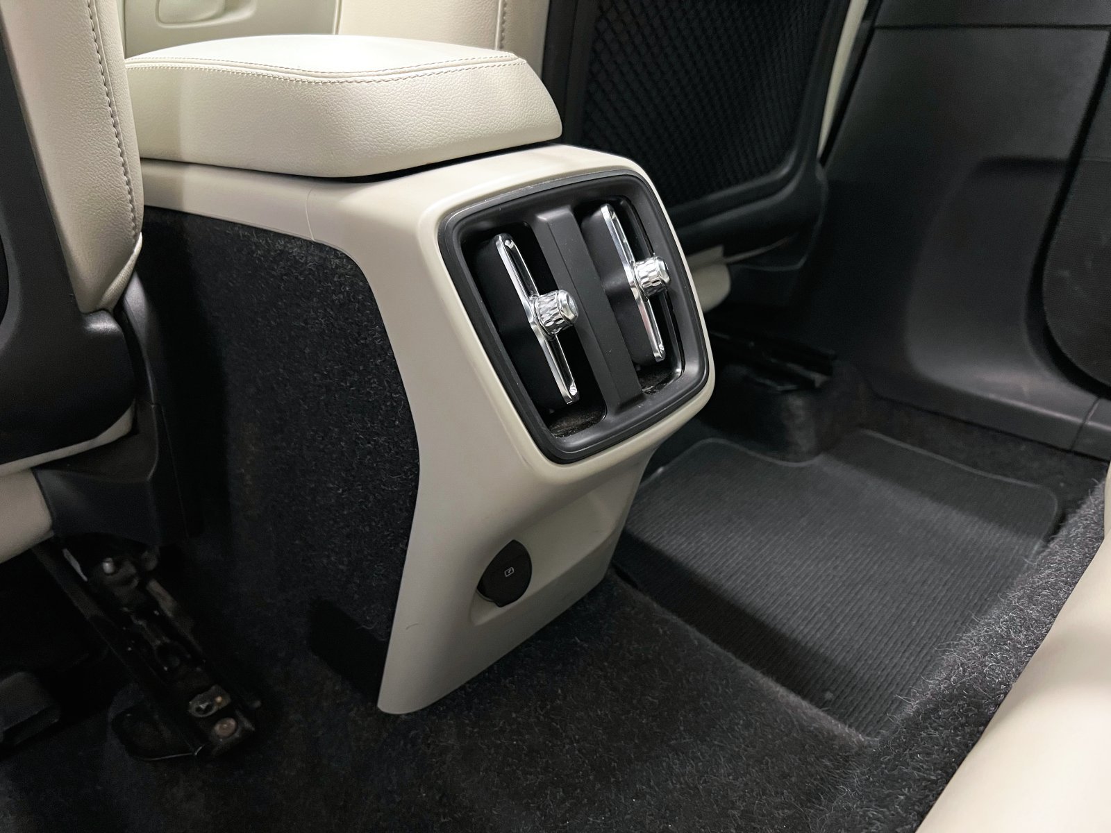 VOLVO XC40 D3 Inscription Auto 110 kW (150 CV) 45 