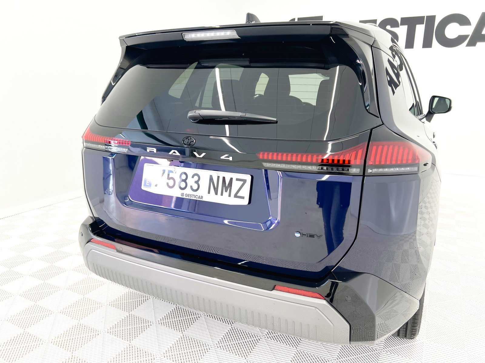 TOYOTA RAV4 200 Hybrid Spirit 4x2 e-CVT 136 kW (185 CV) 17 