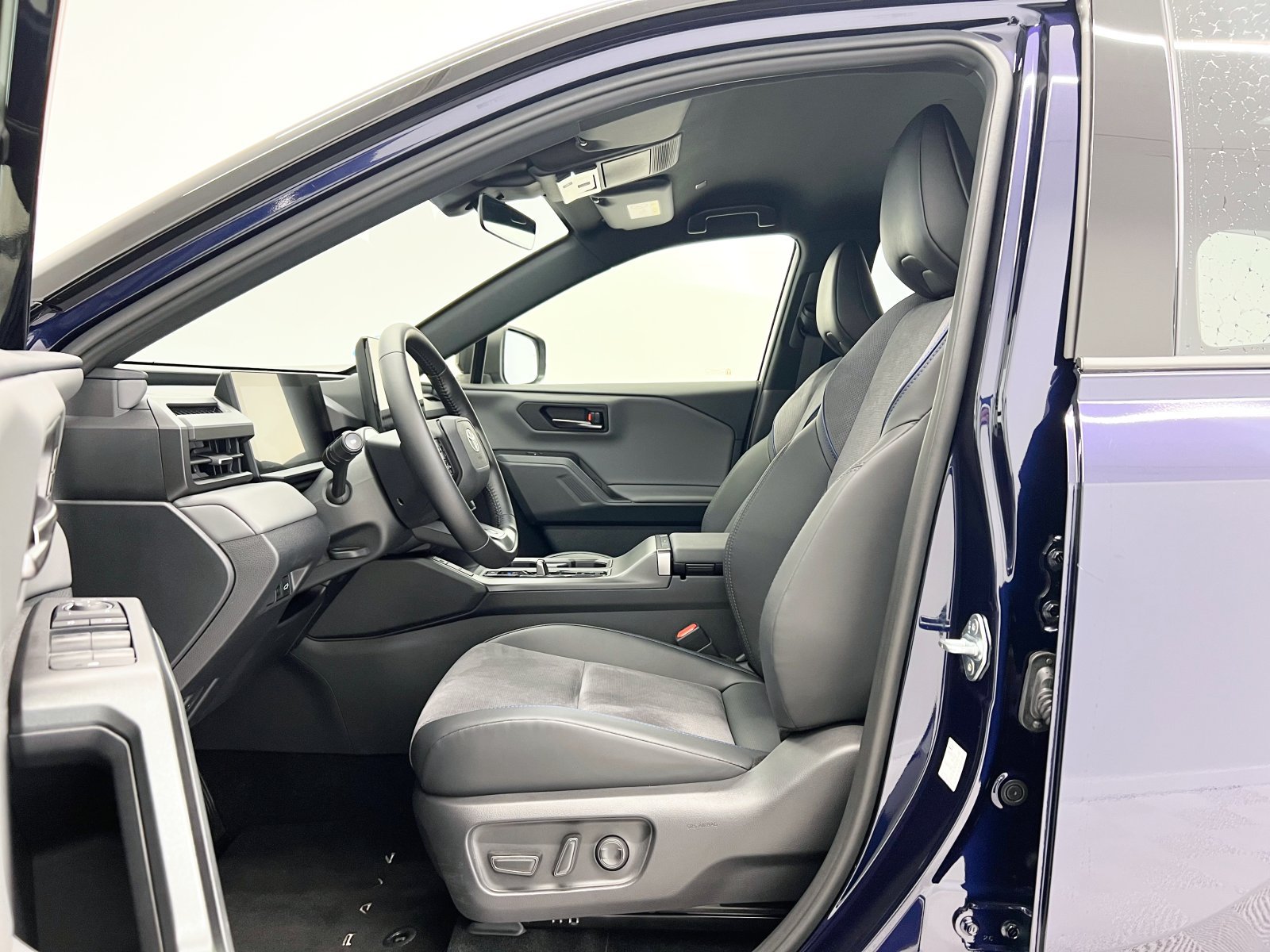 TOYOTA RAV4 200 Hybrid Spirit 4x2 e-CVT 136 kW (185 CV) 25 