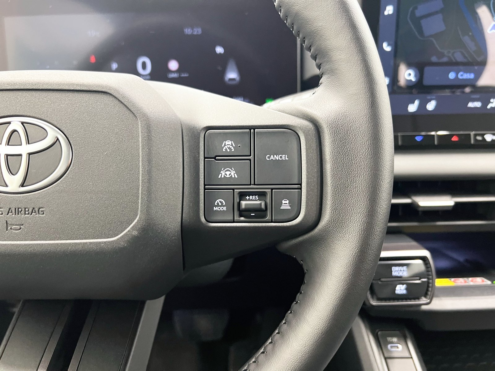 TOYOTA RAV4 200 Hybrid Spirit 4x2 e-CVT 136 kW (185 CV) 30 
