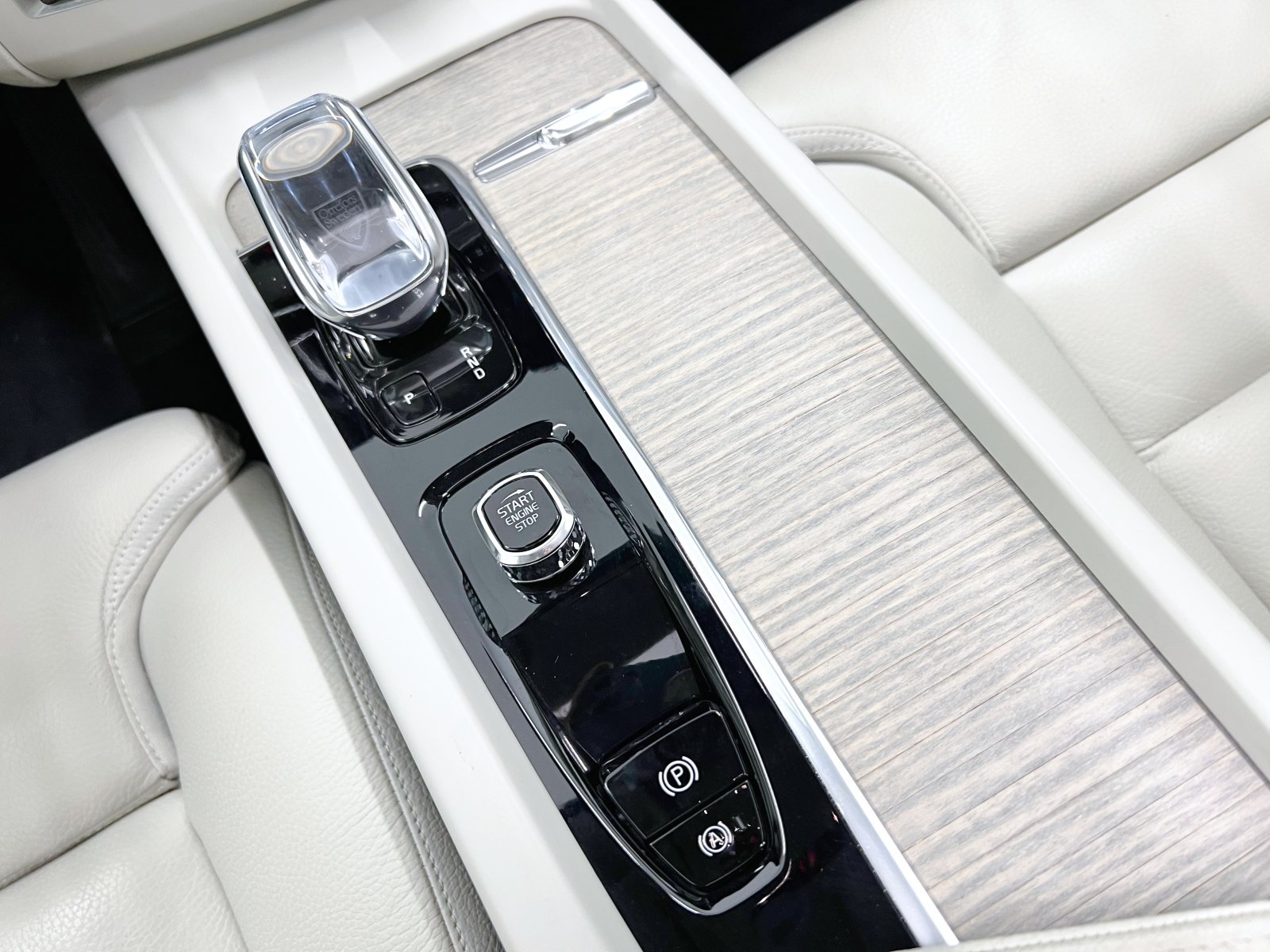 VOLVO XC60 T6 Recharge Inscription AWD Auto 257 kW (350 CV) 38