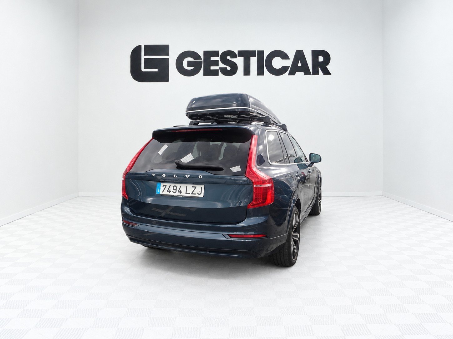 VOLVO XC90 B5 D R-Design AWD Auto 173 kW (235 CV) 2