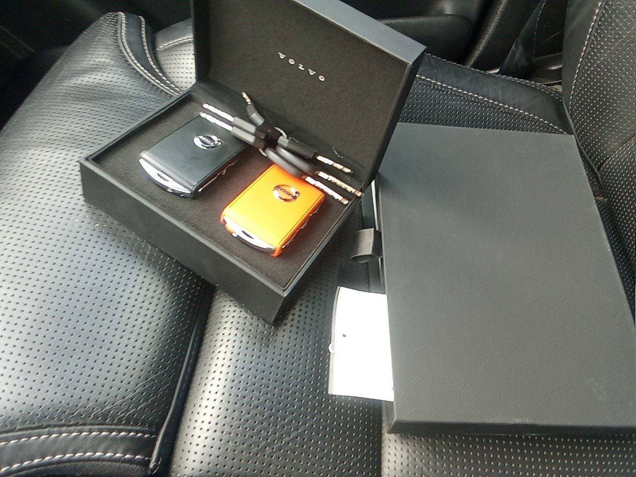 VOLVO XC90 B5 D R-Design AWD Auto 173 kW (235 CV) 8