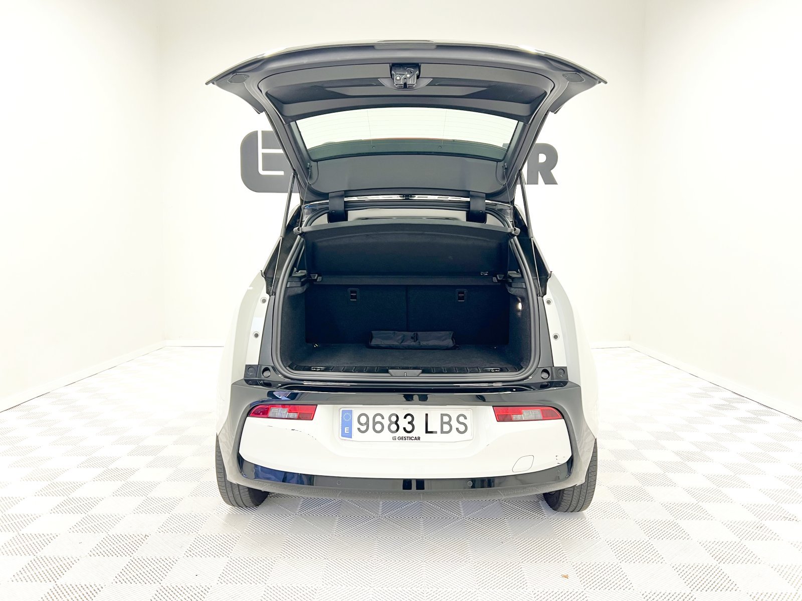 BMW I3 13