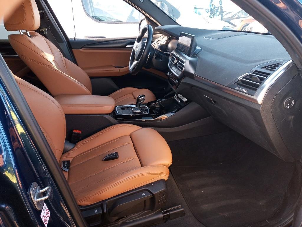 BMW X3 XDRIVE30E X LINE 4