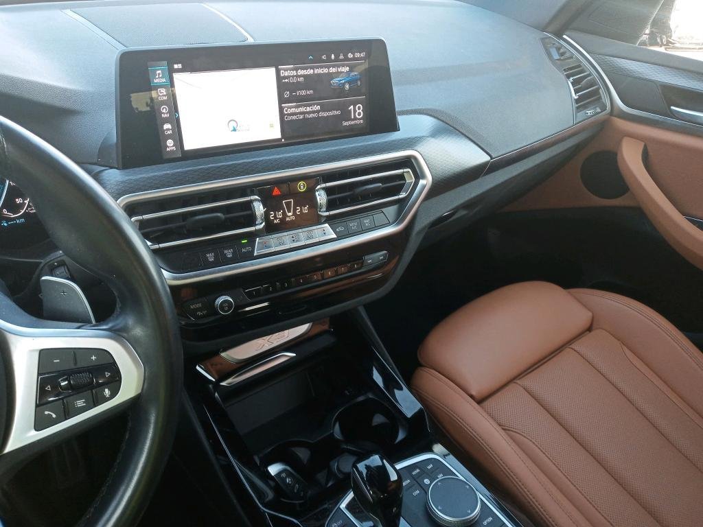 BMW X3 XDRIVE30E X LINE 9