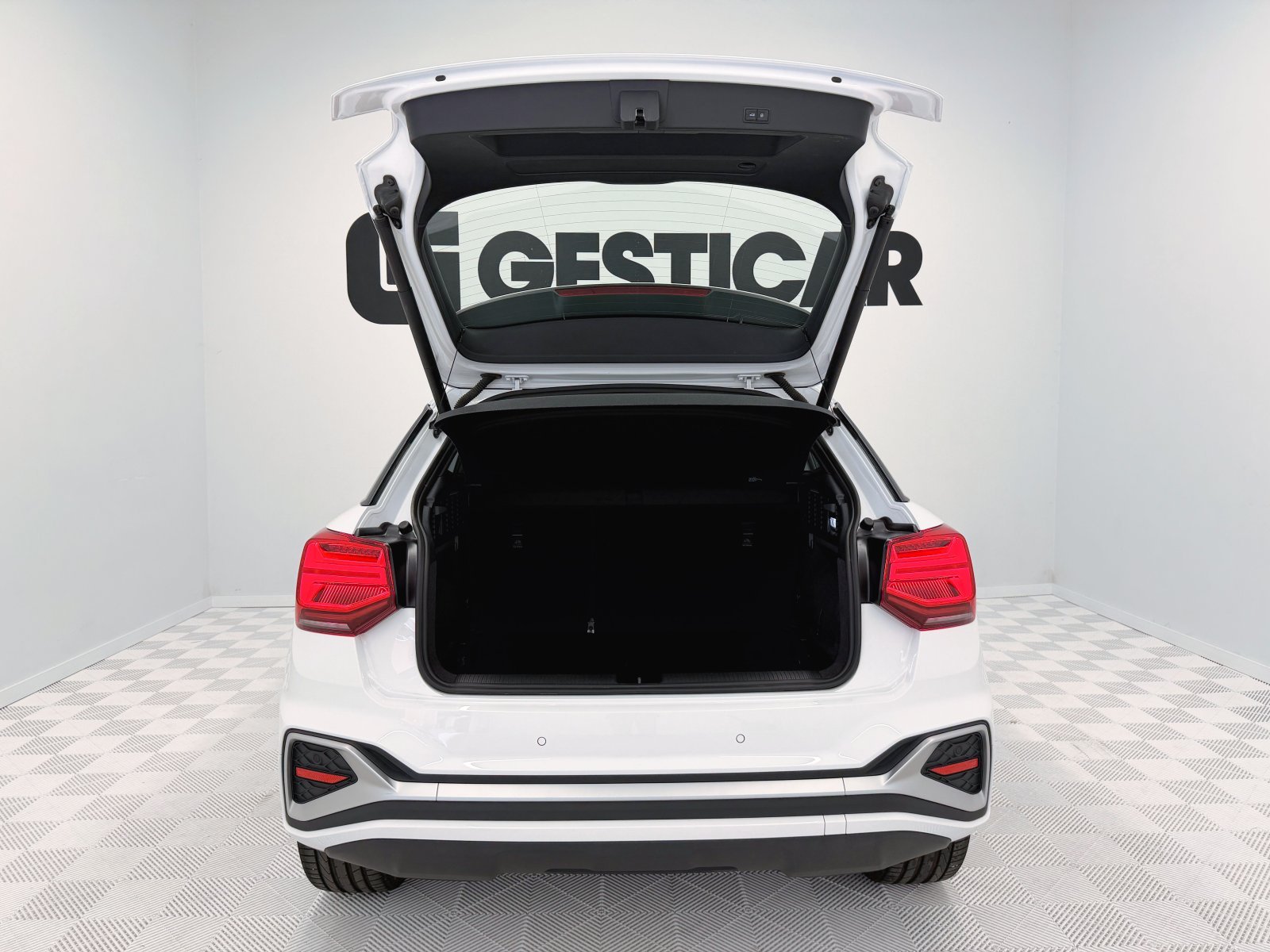 AUDI Q2 35TDI 150CV STRONIC ADRENALIN 13