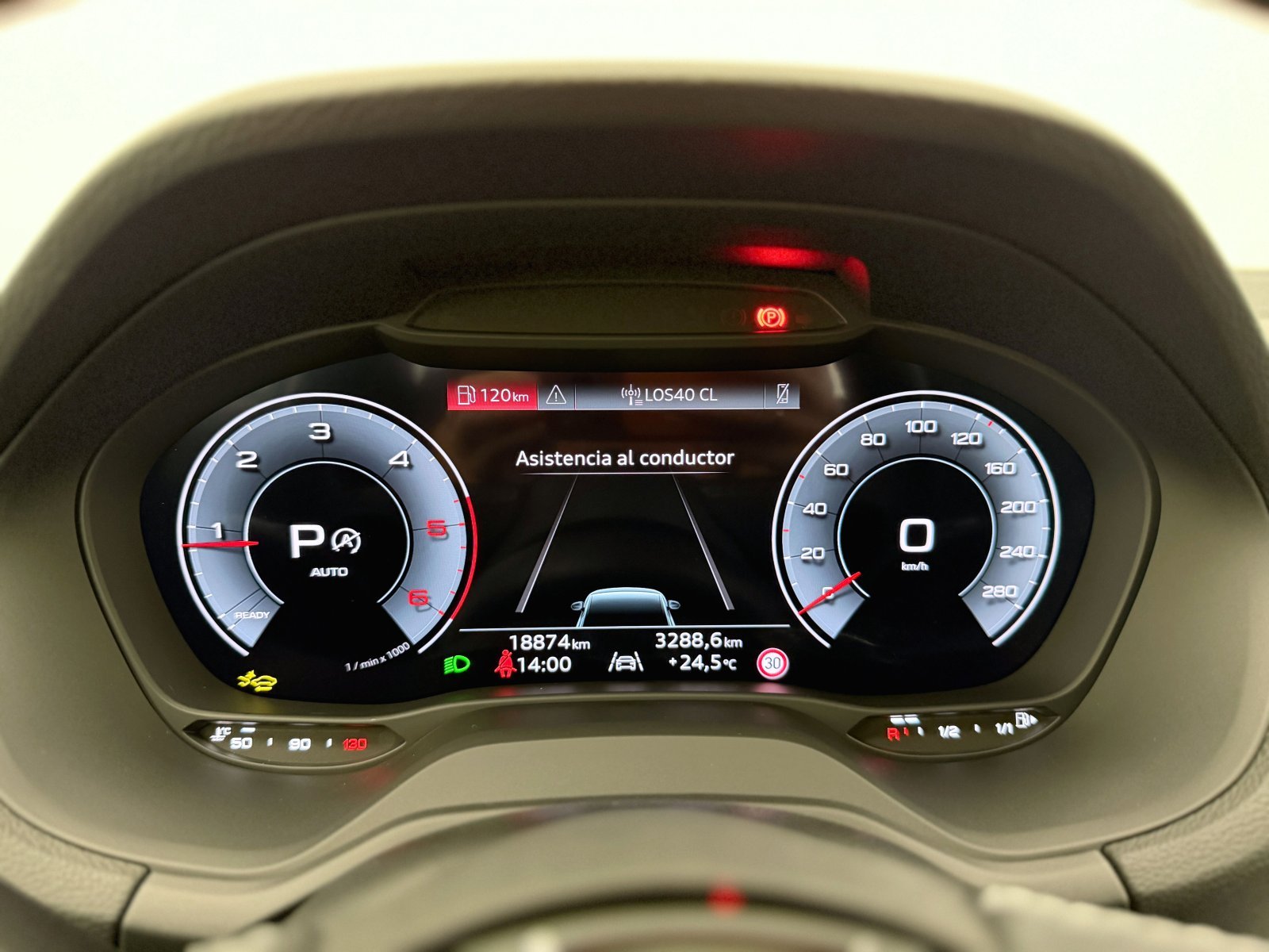 AUDI Q2 35TDI 150CV STRONIC ADRENALIN 32