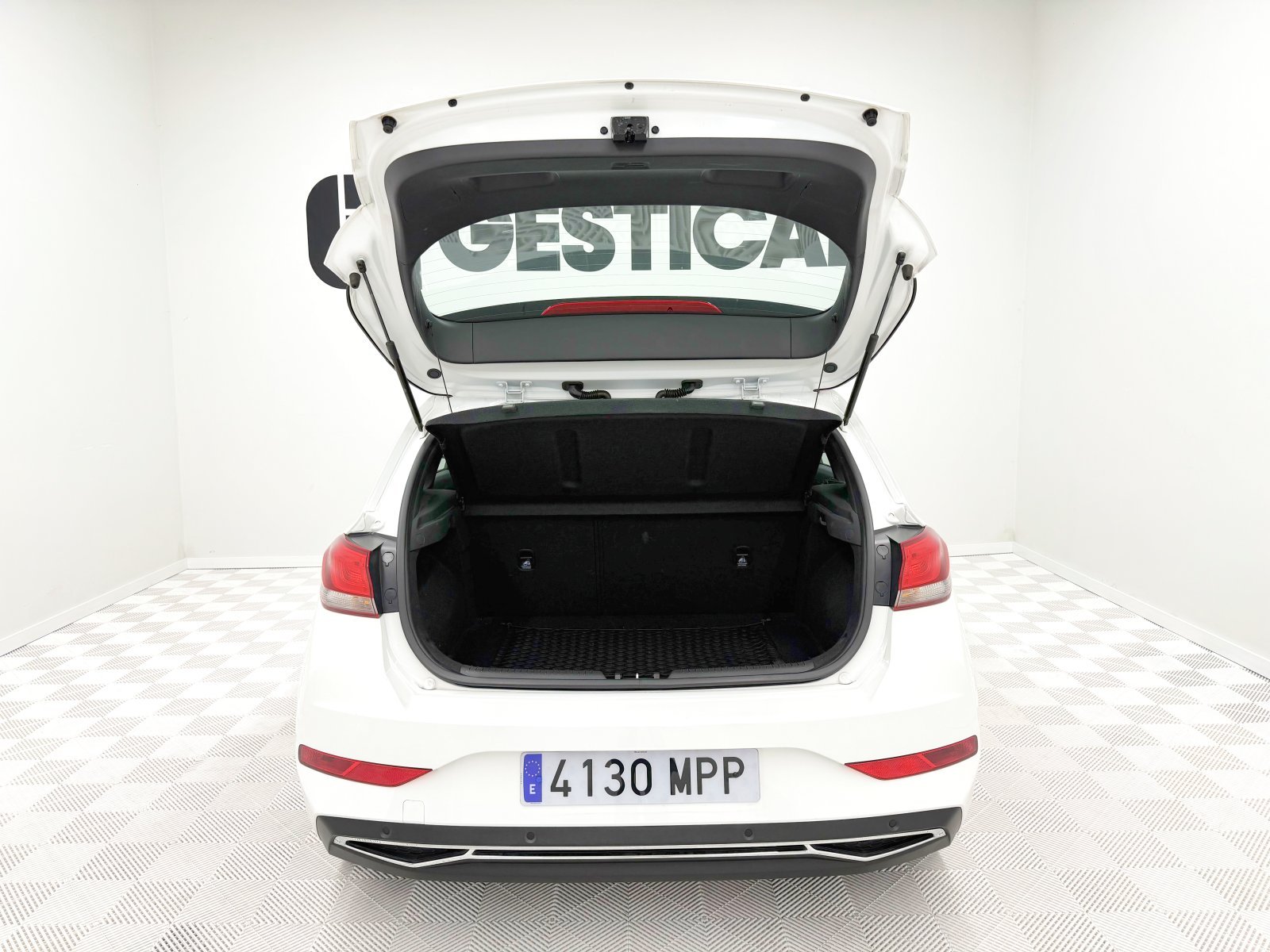 HYUNDAI I30 1.5 DPI KLASS SLX 11