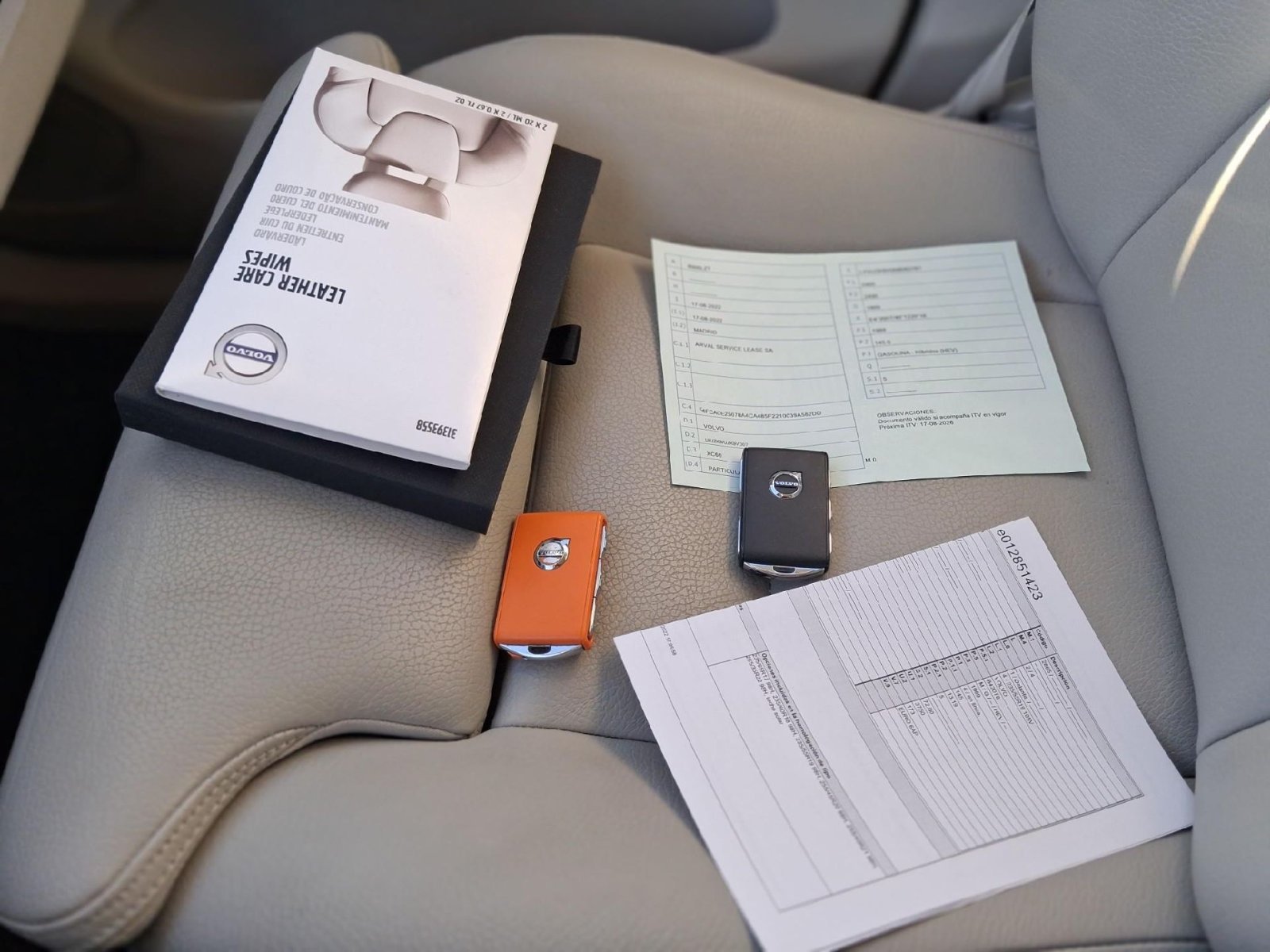 VOLVO XC60 2.0 B4 G INSCRIPTION AUTO 13 