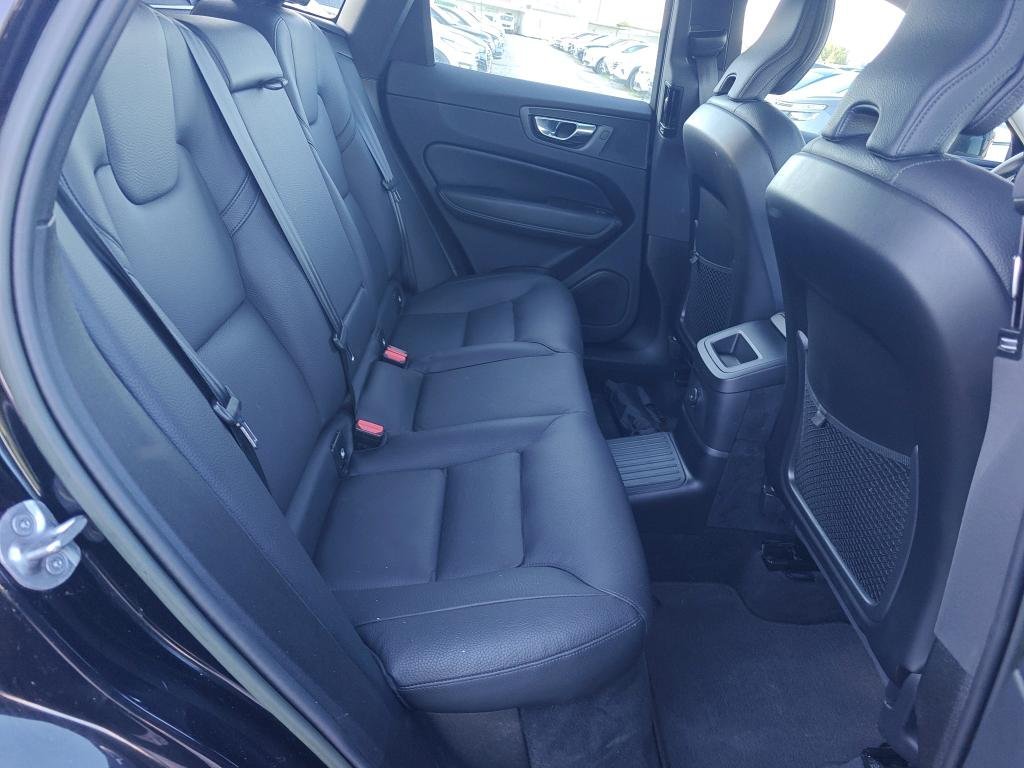 VOLVO XC60 2.0 T6 AWD RECHARGE PLUS DARK AUTO 11