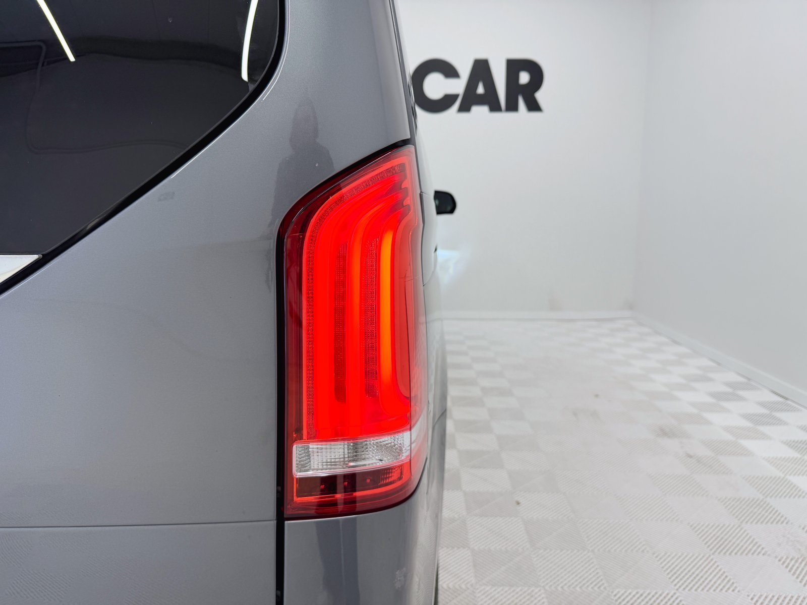 MERCEDES CLASE V 250 D AVANTGARDE LARGO 17