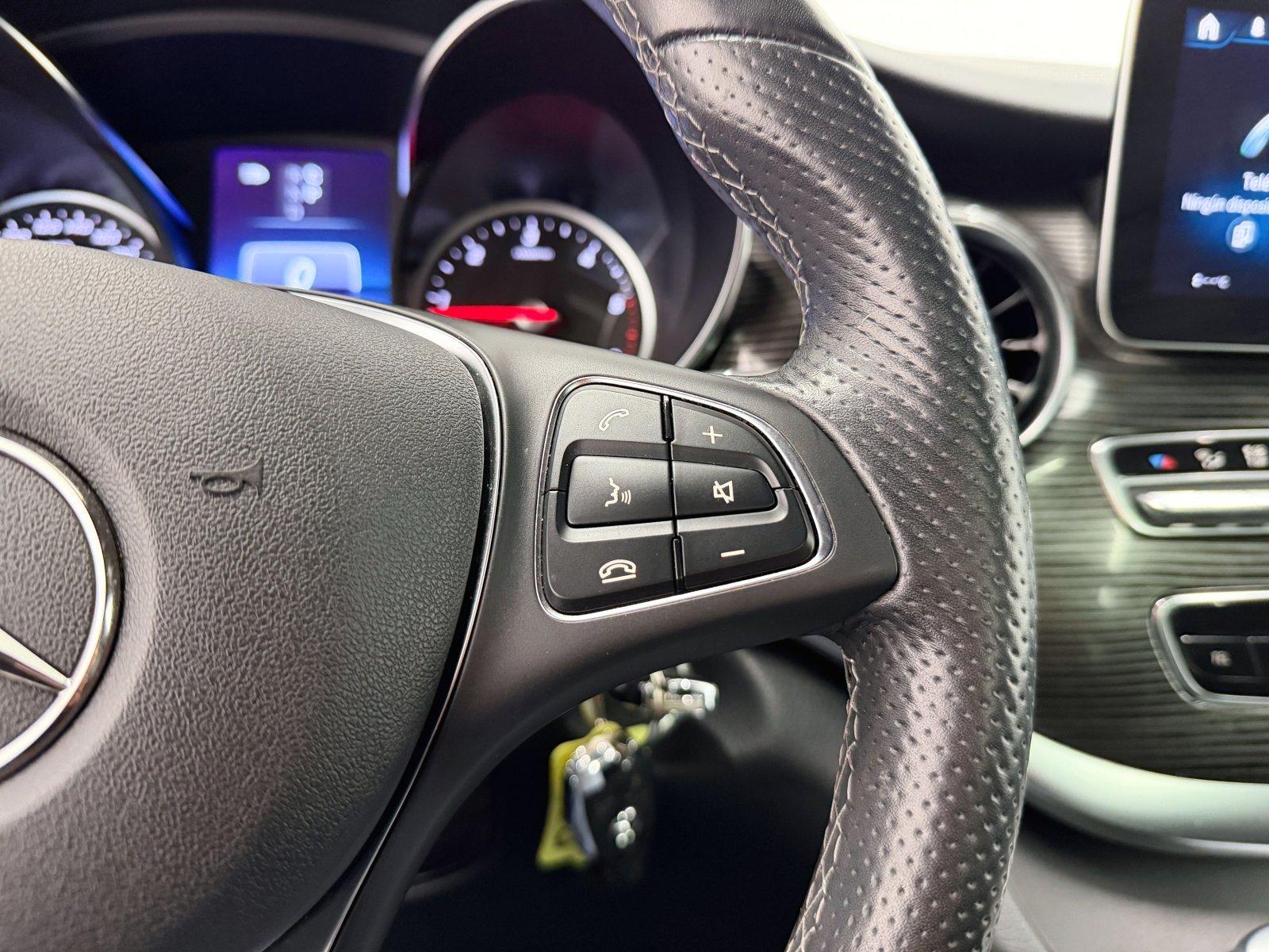 MERCEDES CLASE V 250 D AVANTGARDE LARGO 31