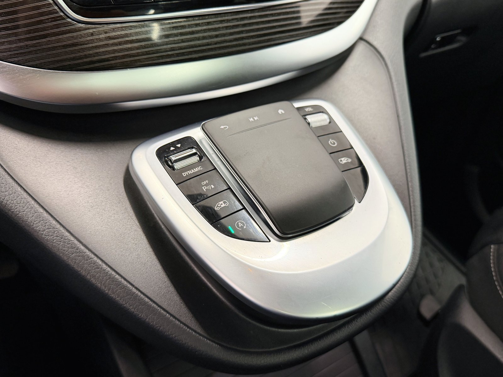 MERCEDES CLASE V 250 D AVANTGARDE LARGO 38