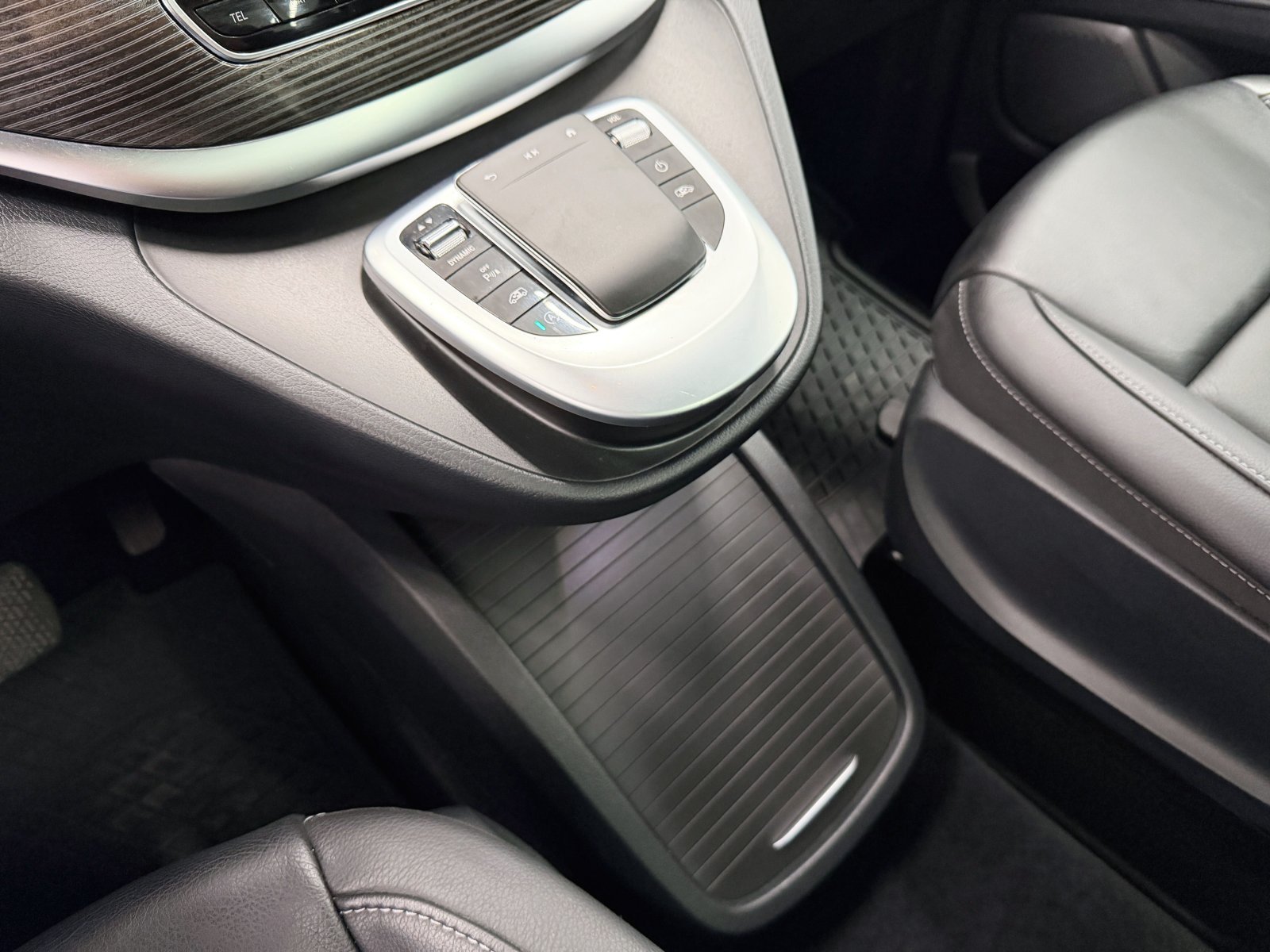 MERCEDES CLASE V 250 D AVANTGARDE LARGO 37