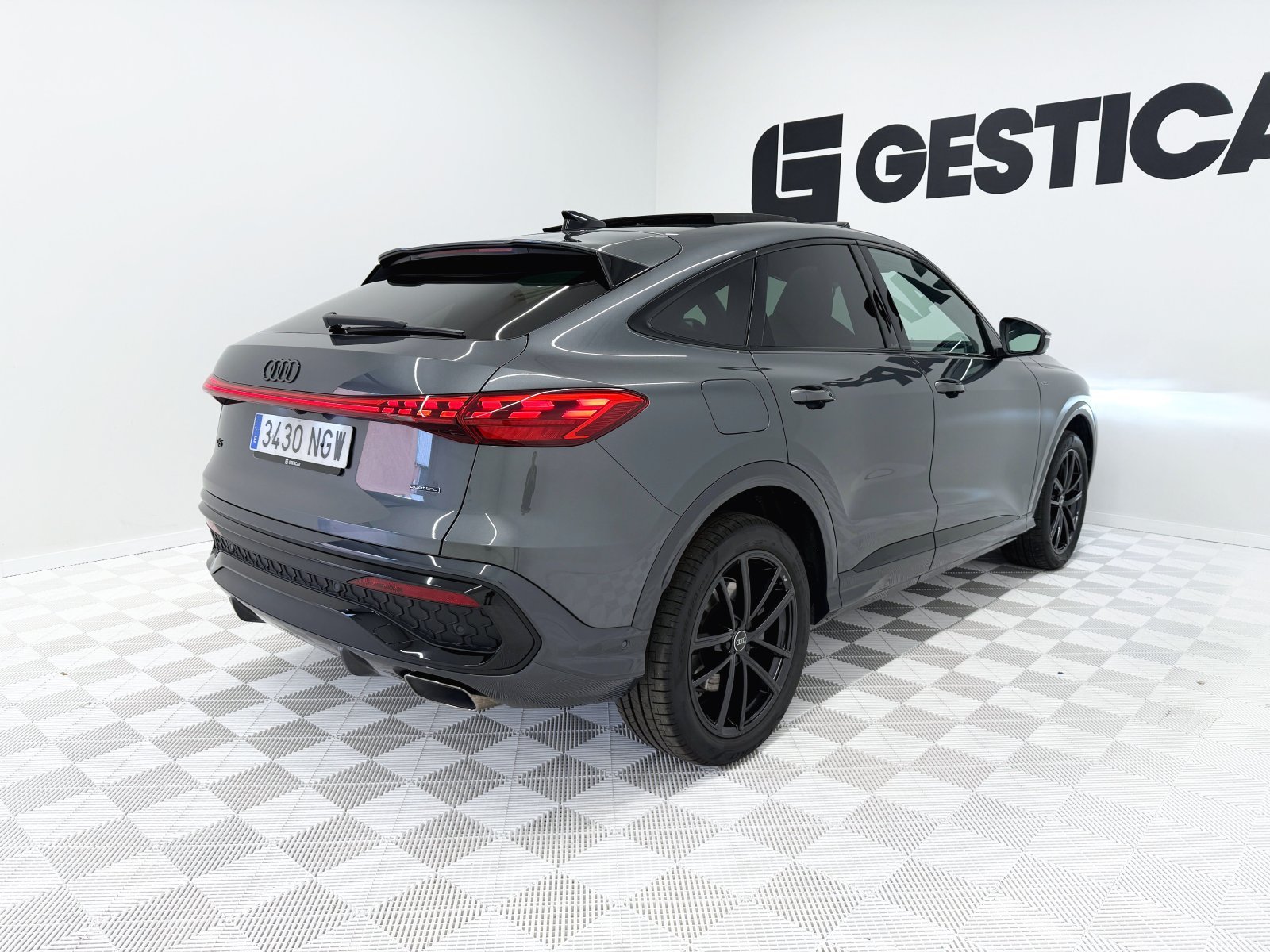 AUDI Q5 SPORTBACK 2.0 E-HYBRID QUATTRO 220 BLACK LINE 2025 21