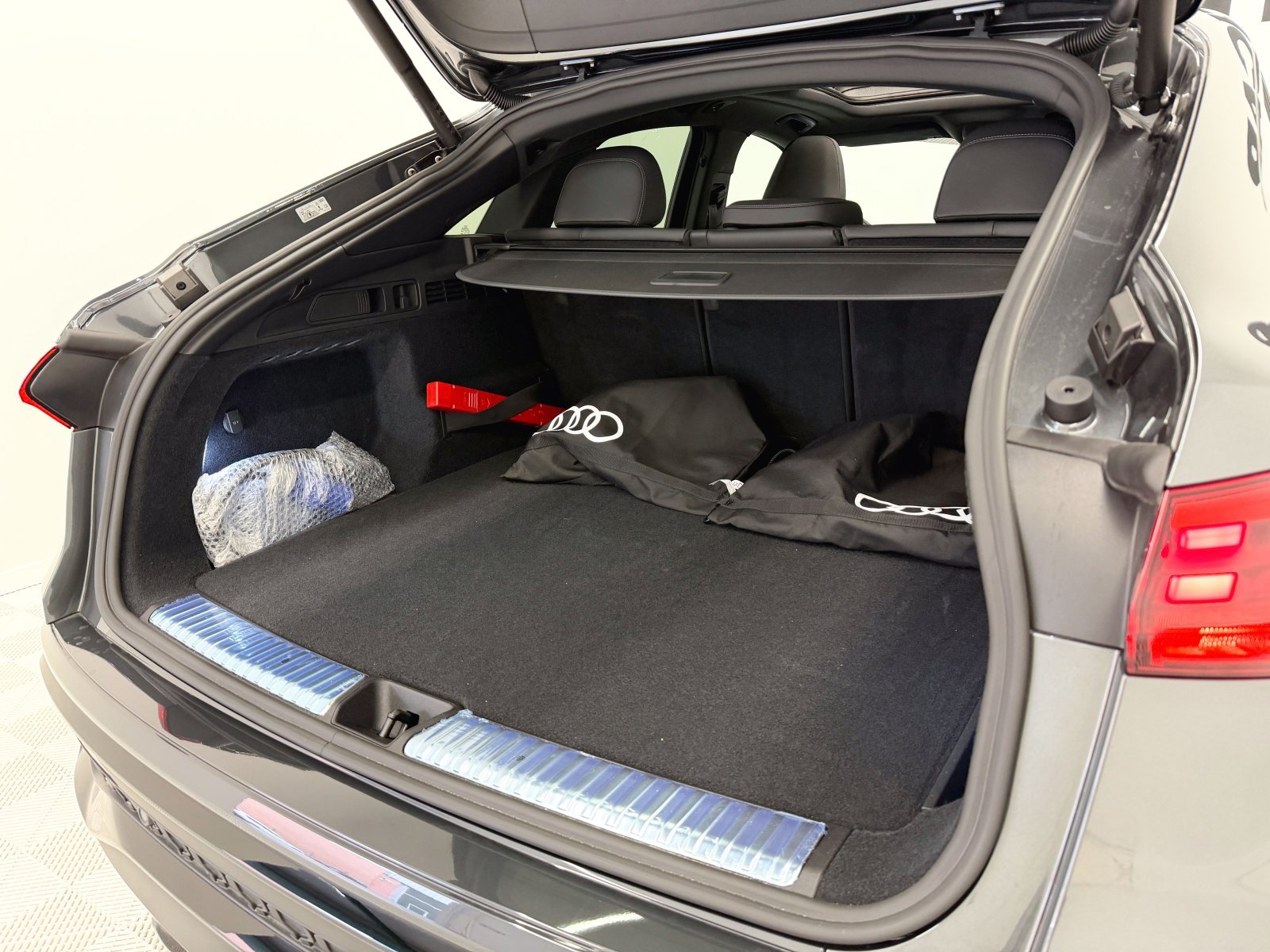 AUDI Q5 SPORTBACK 2.0 E-HYBRID QUATTRO 220 BLACK LINE 2025 17