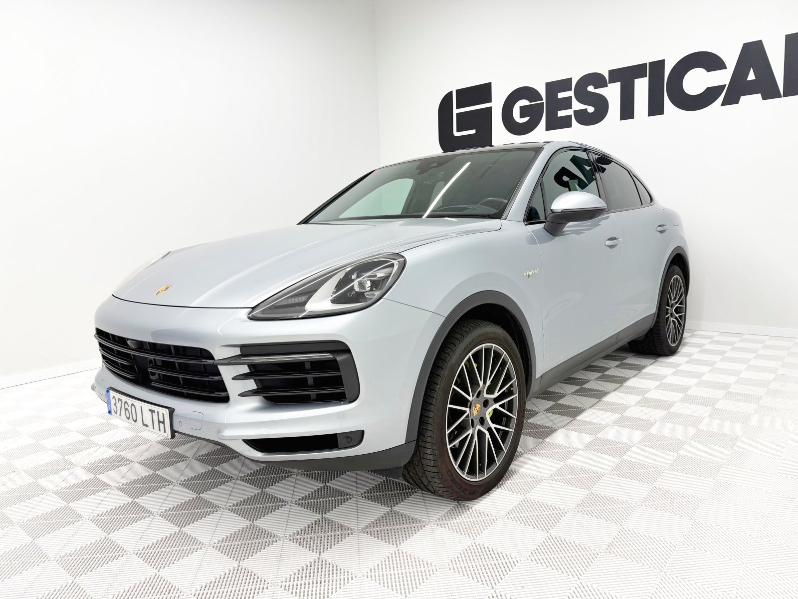 PORSCHE CAYENNE COUPE Coupe E-Hybrid 340 kW (462 CV) 2
