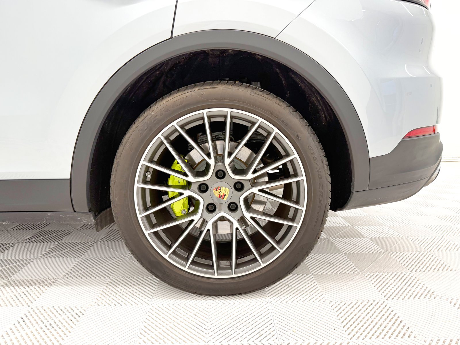 PORSCHE CAYENNE COUPE Coupe E-Hybrid 340 kW (462 CV) 23