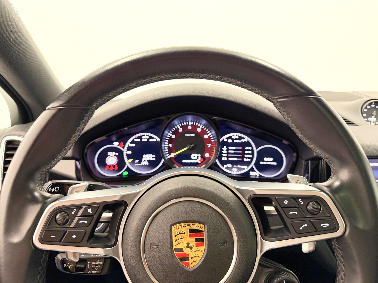 PORSCHE CAYENNE COUPE Coupe E-Hybrid 340 kW (462 CV) 28