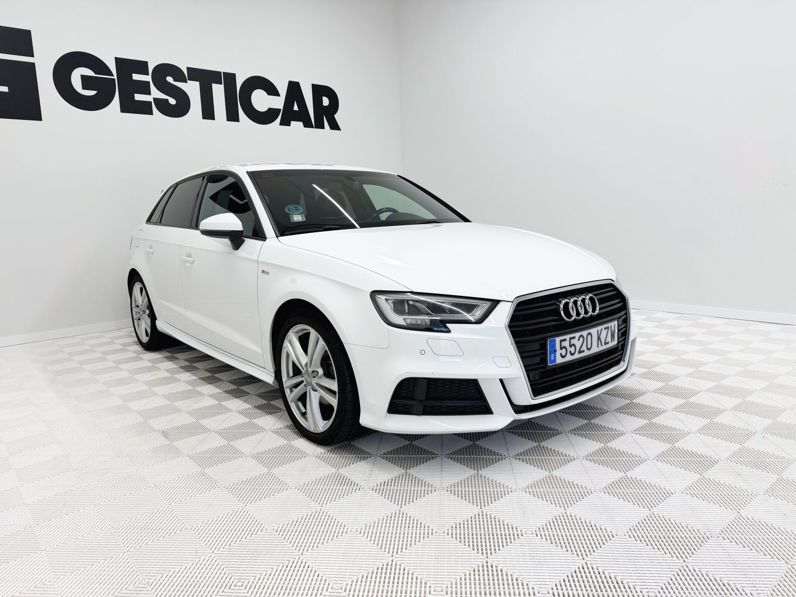 AUDI A3 SPORTBACK S-LINE 1.5 TFSI STRONIC 2