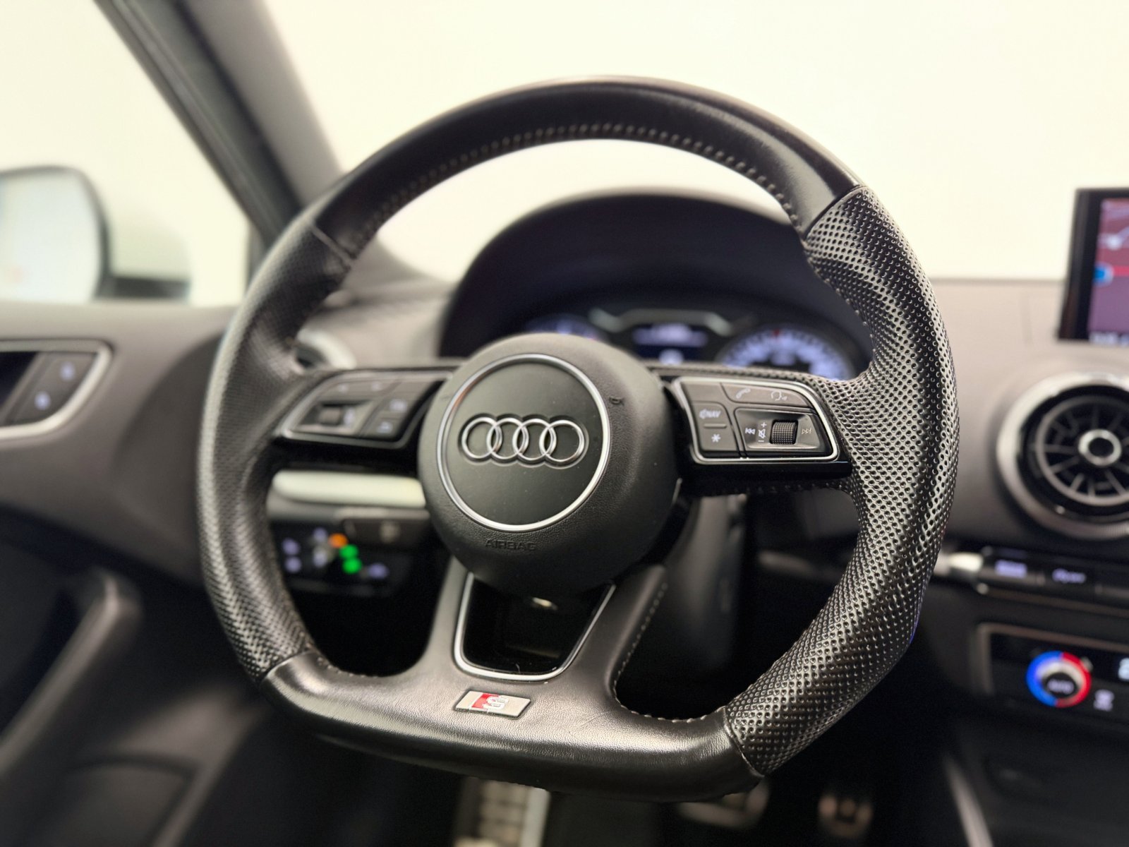 AUDI A3 SPORTBACK S-LINE 1.5 TFSI STRONIC 25