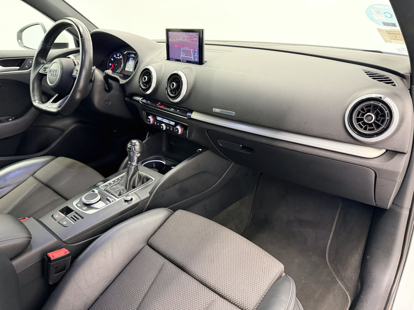 AUDI A3 SPORTBACK S-LINE 1.5 TFSI STRONIC 38