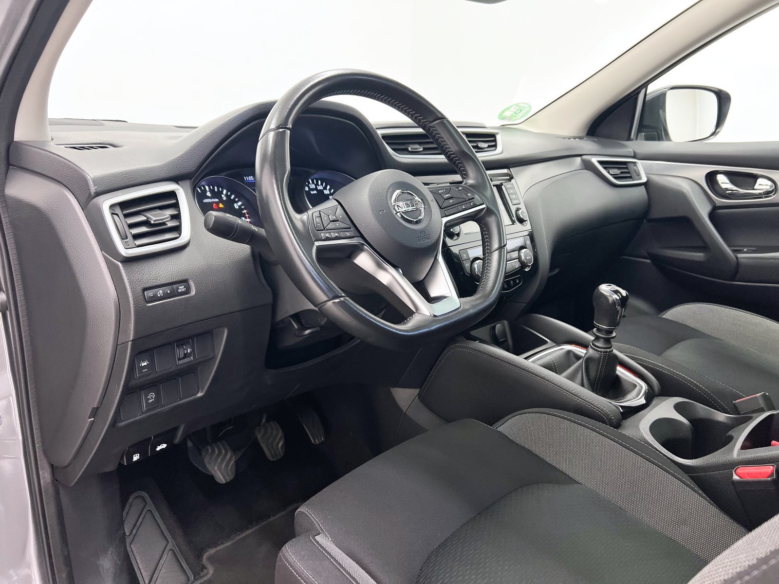 NISSAN QASHQAI DIGT 103 KW E6D NCONNECTA 24 