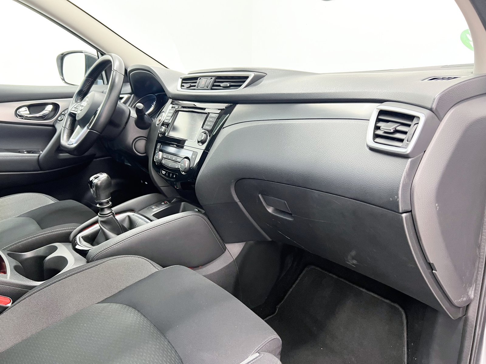 NISSAN QASHQAI DIGT 103 KW E6D NCONNECTA 37 