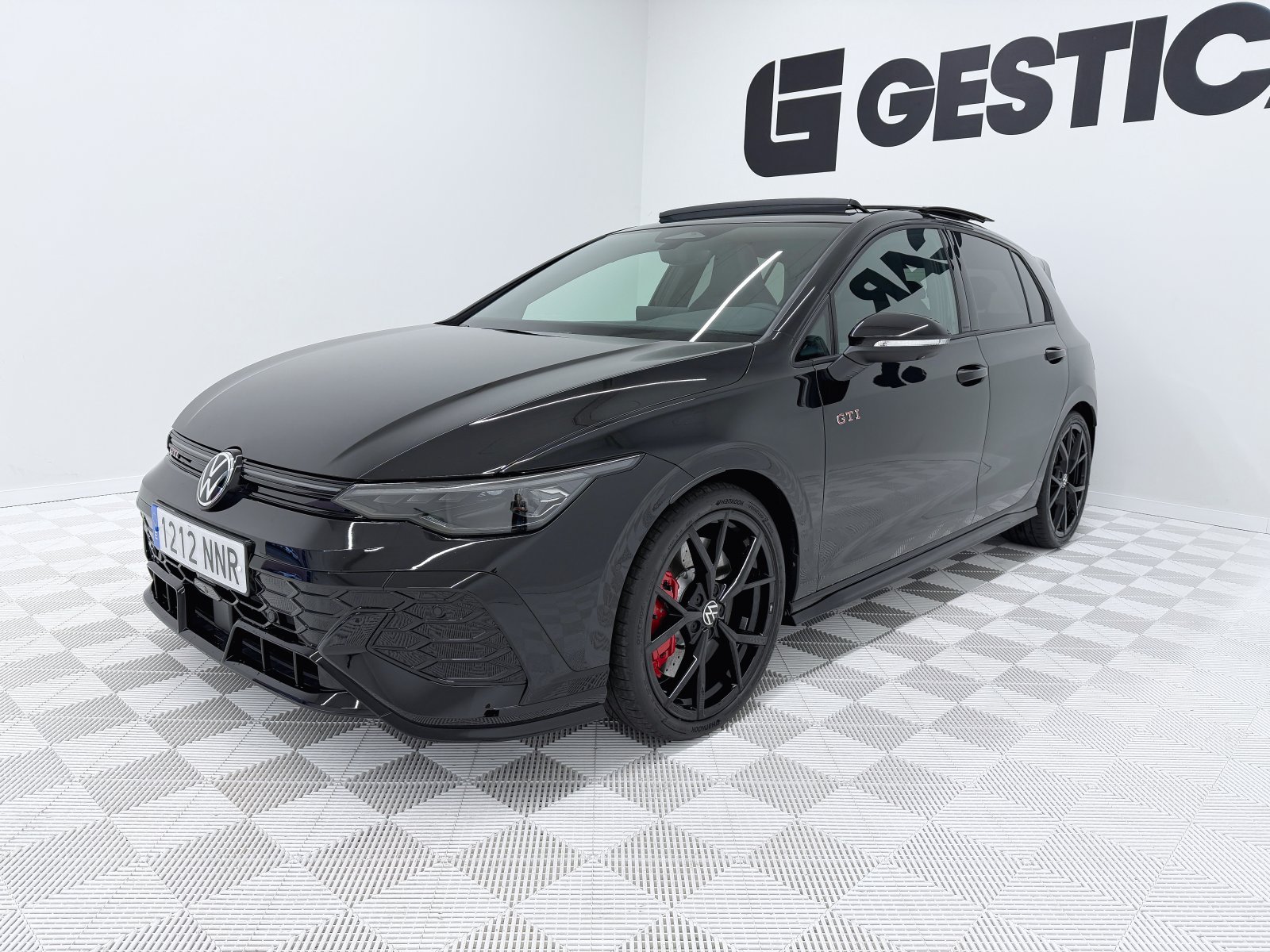 VOLKSWAGEN GOLF GTI CLUBSPORT 2.0 TSI 221KW DSG 7