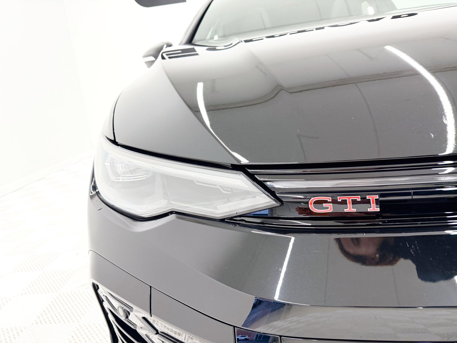 VOLKSWAGEN GOLF GTI CLUBSPORT 2.0 TSI 221KW DSG 3