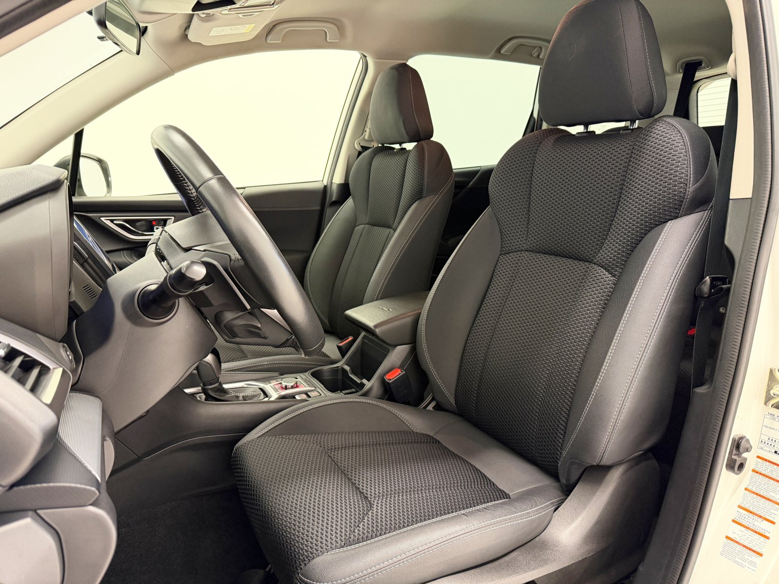 SUBARU FORESTER 25
